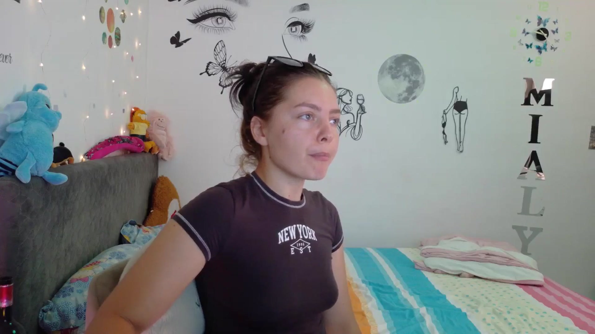 Gallery image thumbnail from YreneA's myfreecams stream on, 08/11/2025, 06:31 image 3 of 20