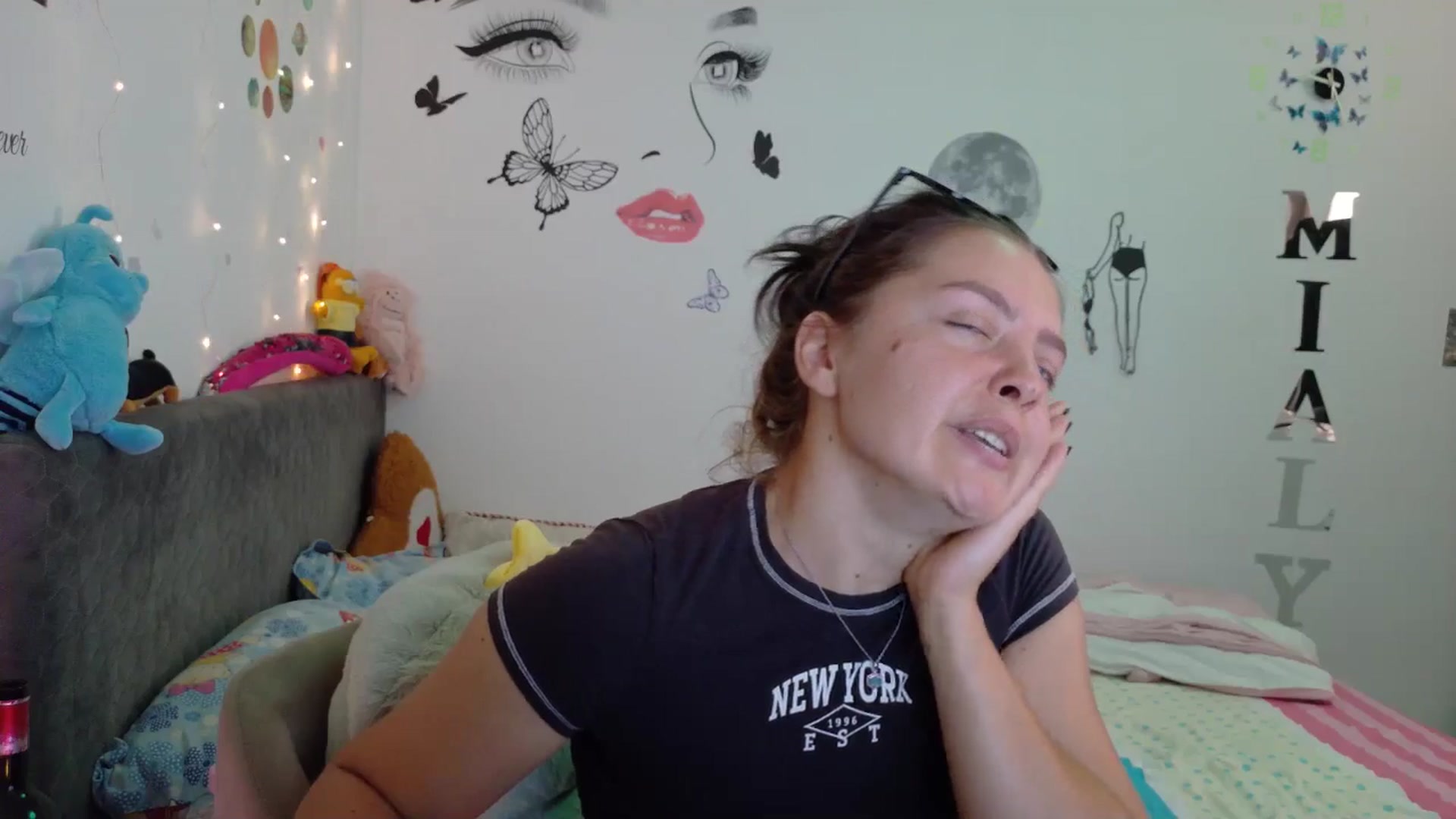 Gallery image thumbnail from YreneA's myfreecams stream on, 08/11/2025, 06:31 image 8 of 20