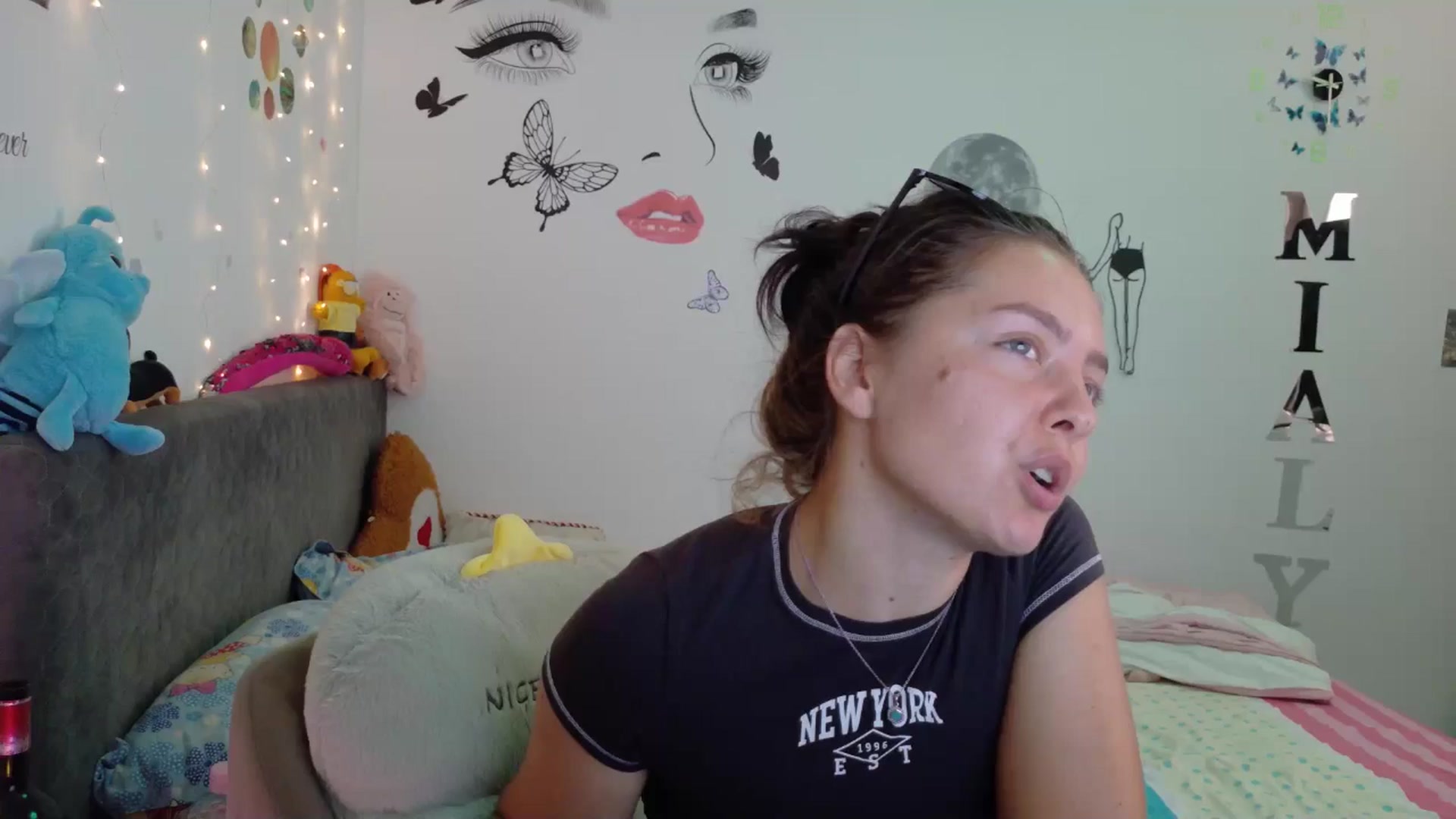 Gallery image thumbnail from YreneA's myfreecams stream on, 08/11/2025, 06:31 image 16 of 20