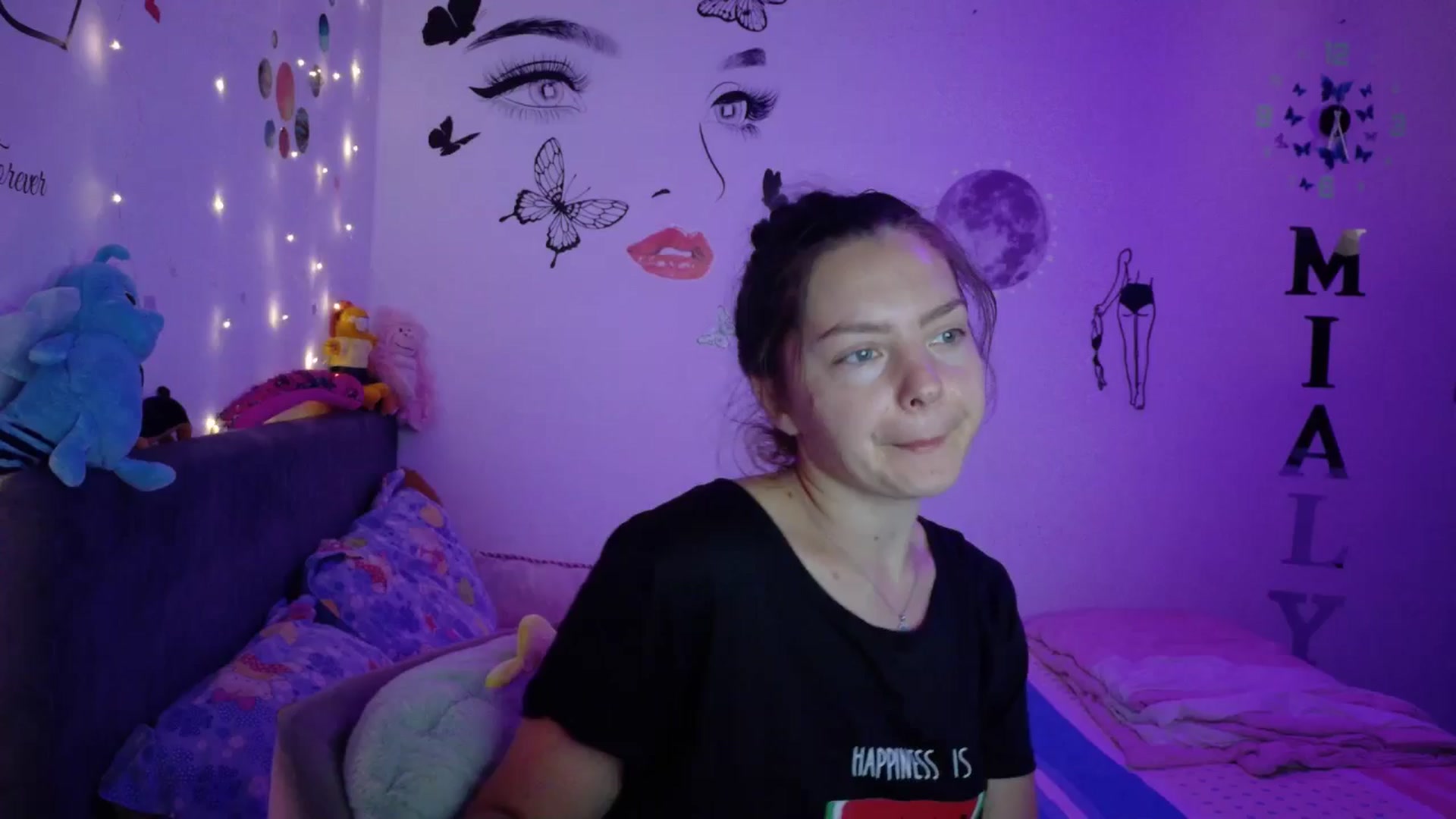 Gallery image thumbnail from YreneA's myfreecams stream on, 08/12/2025, 04:40 image 1 of 20