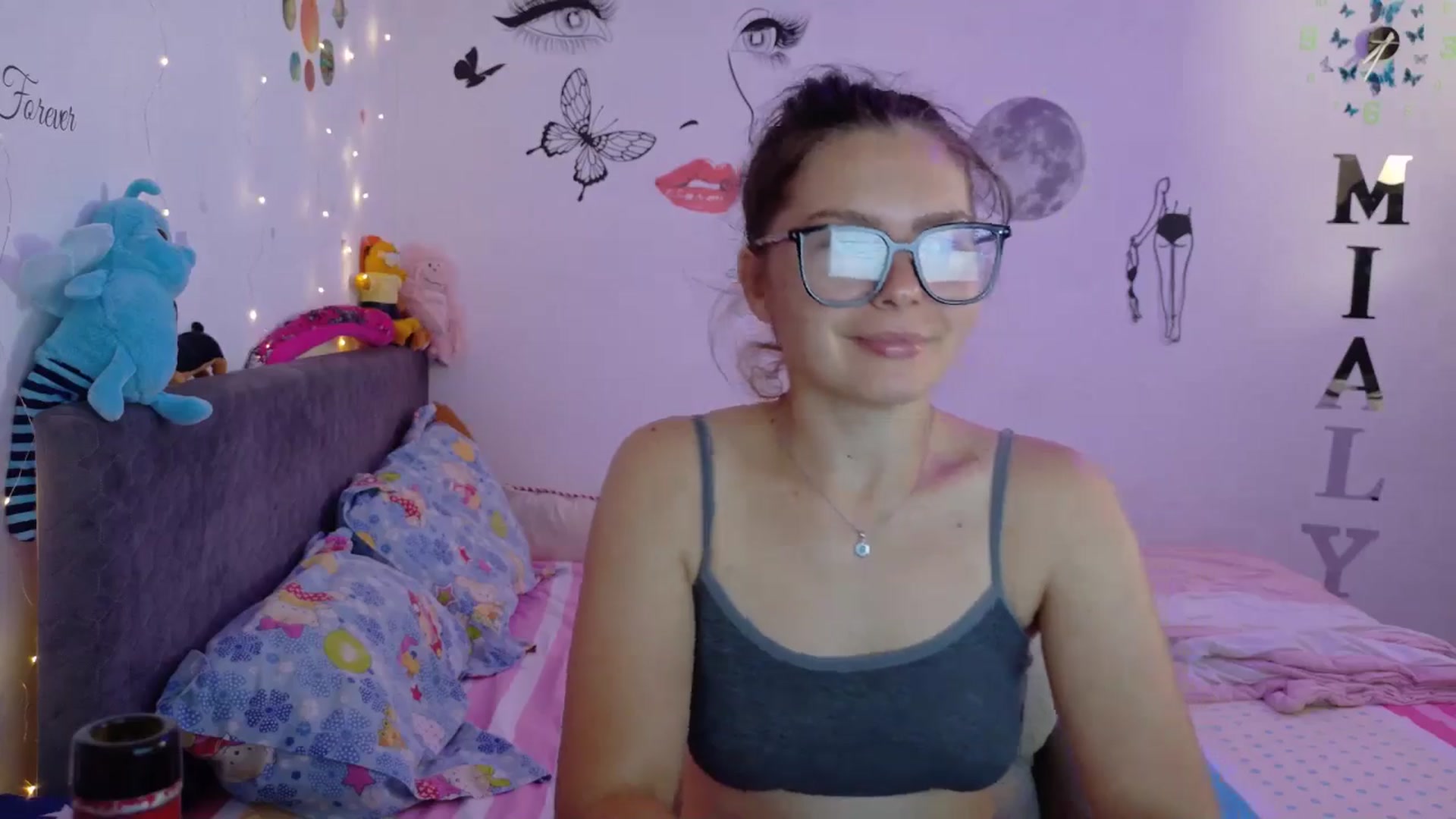 Gallery image thumbnail from YreneA's myfreecams stream on, 08/12/2025, 04:40 image 20 of 20