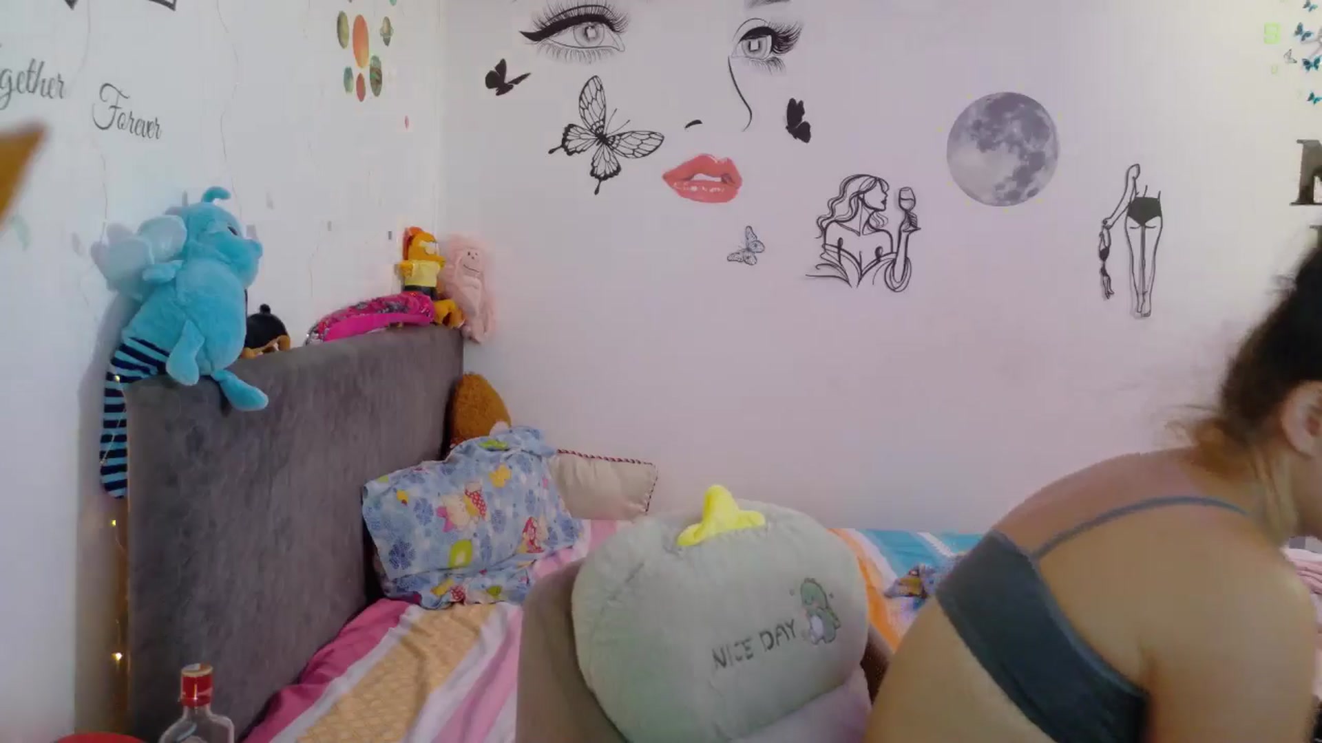 Gallery image thumbnail from YreneA's myfreecams stream on, 08/13/2025, 05:59 image 18 of 20