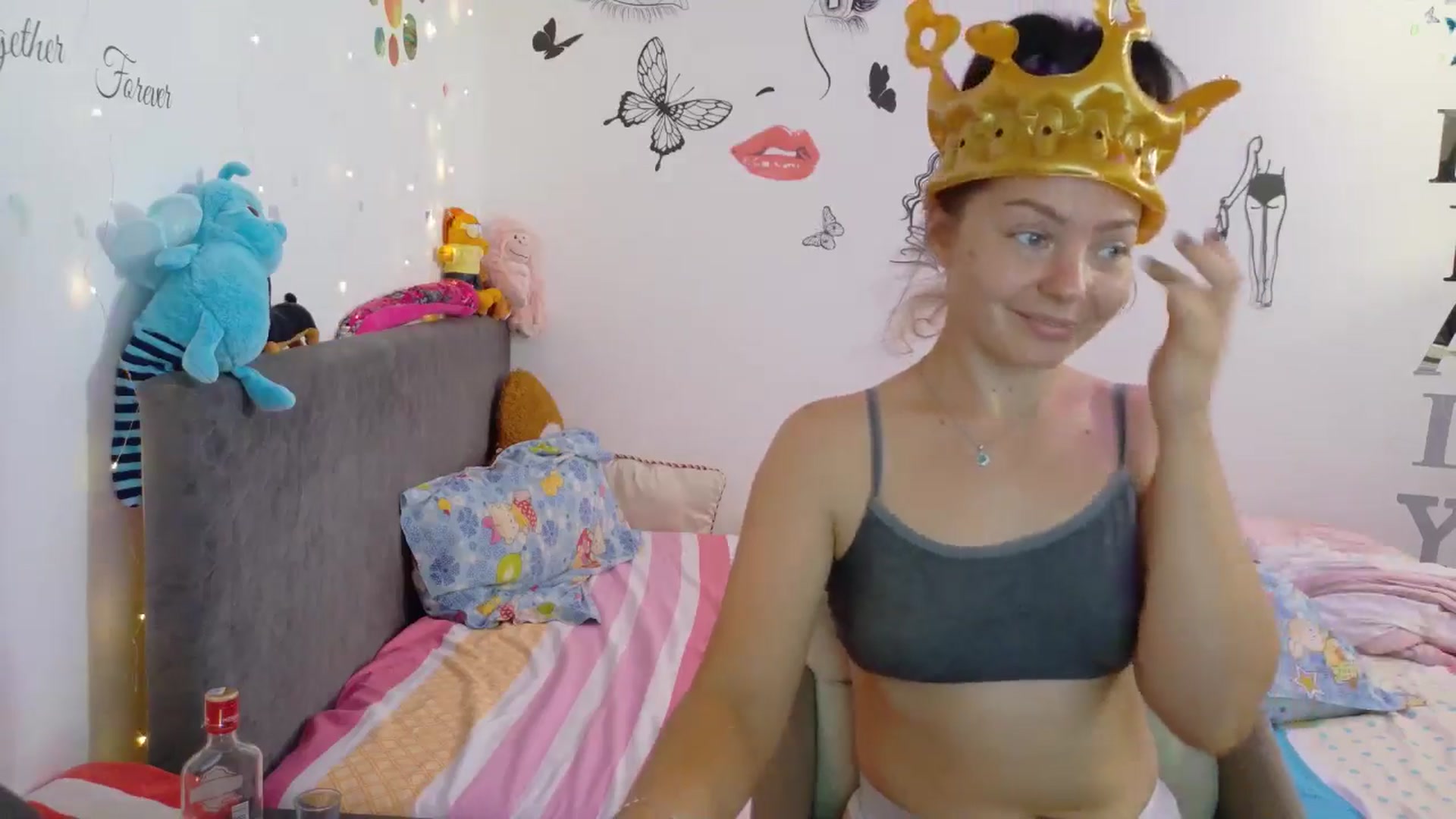 Gallery image thumbnail from YreneA's myfreecams stream on, 08/13/2025, 05:59 image 17 of 20