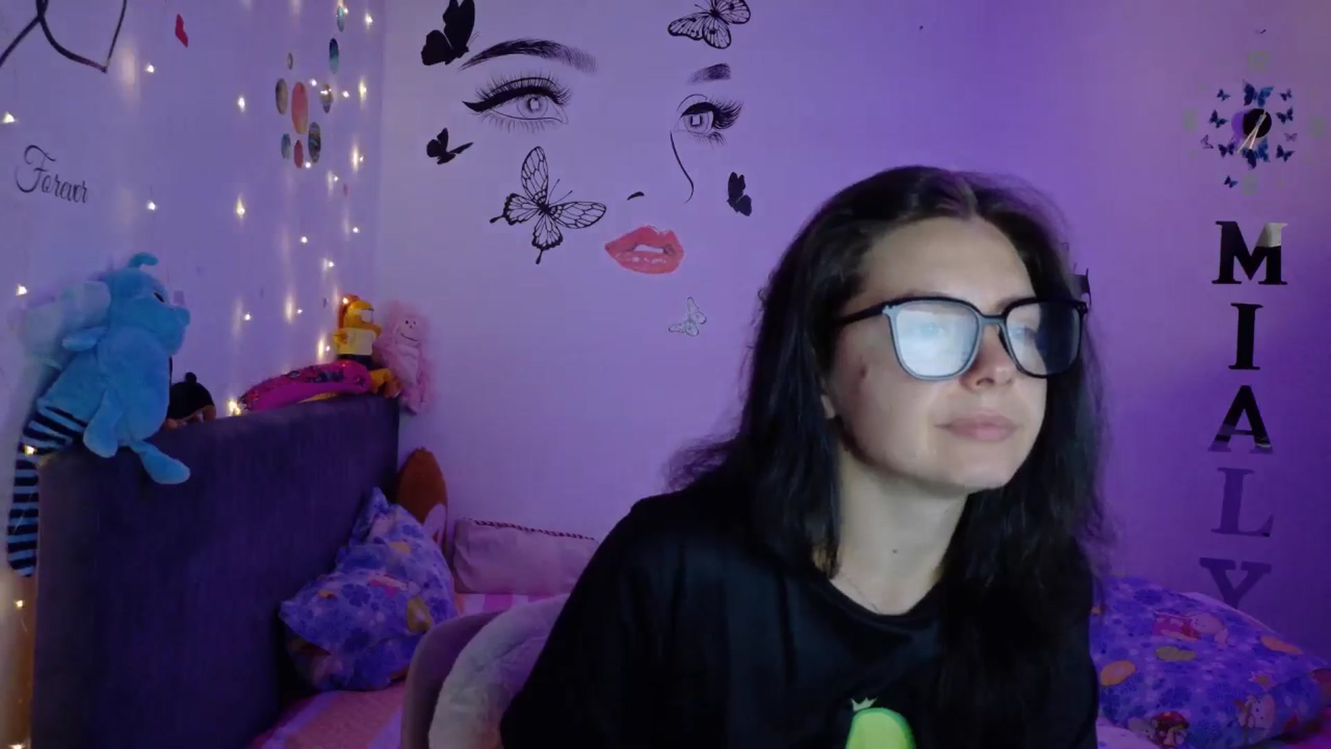 Gallery image thumbnail from YreneA's myfreecams stream on, 08/14/2025, 04:09 image 5 of 20