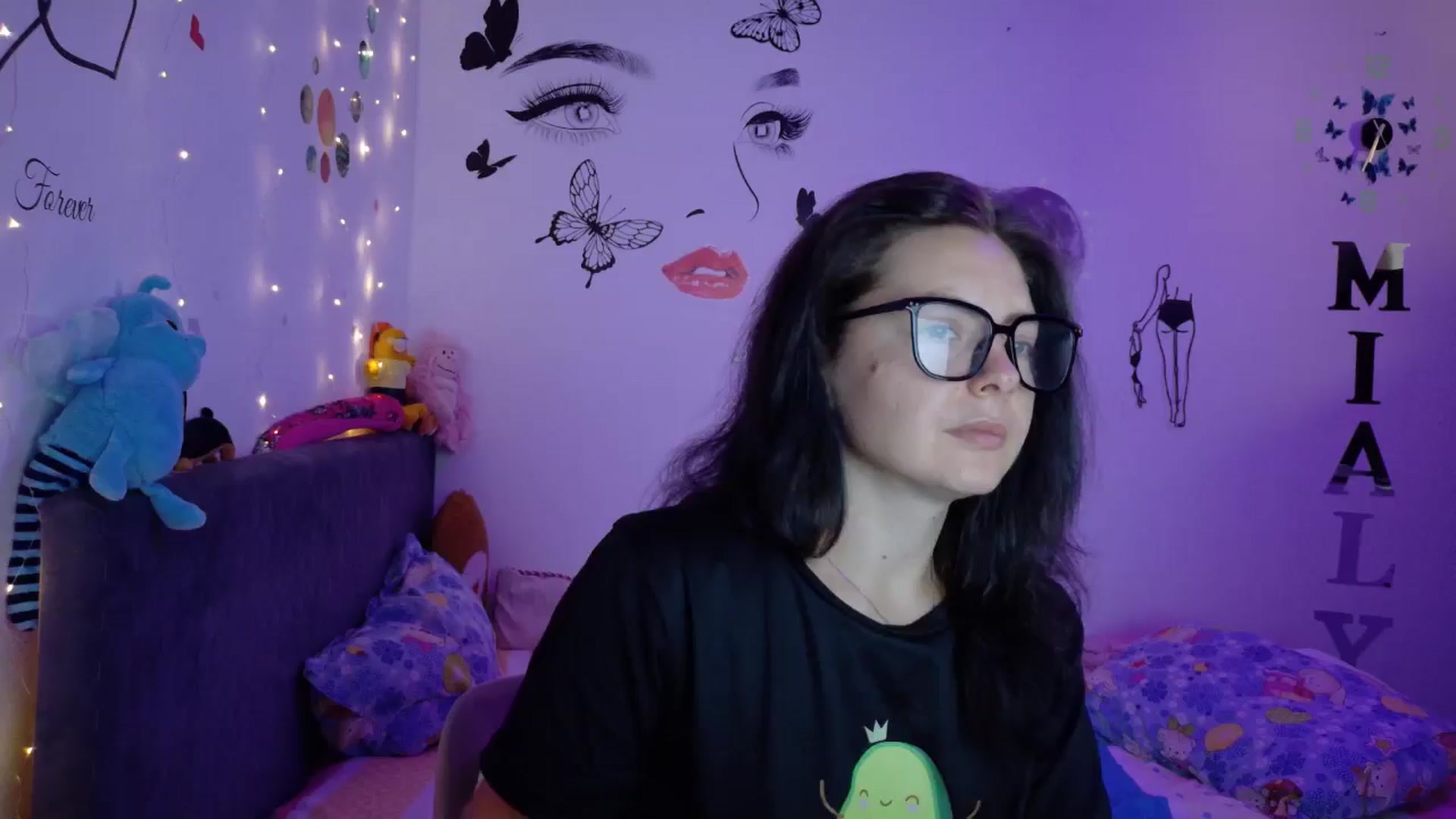 Gallery image thumbnail from YreneA's myfreecams stream on, 08/14/2025, 04:09 image 4 of 20