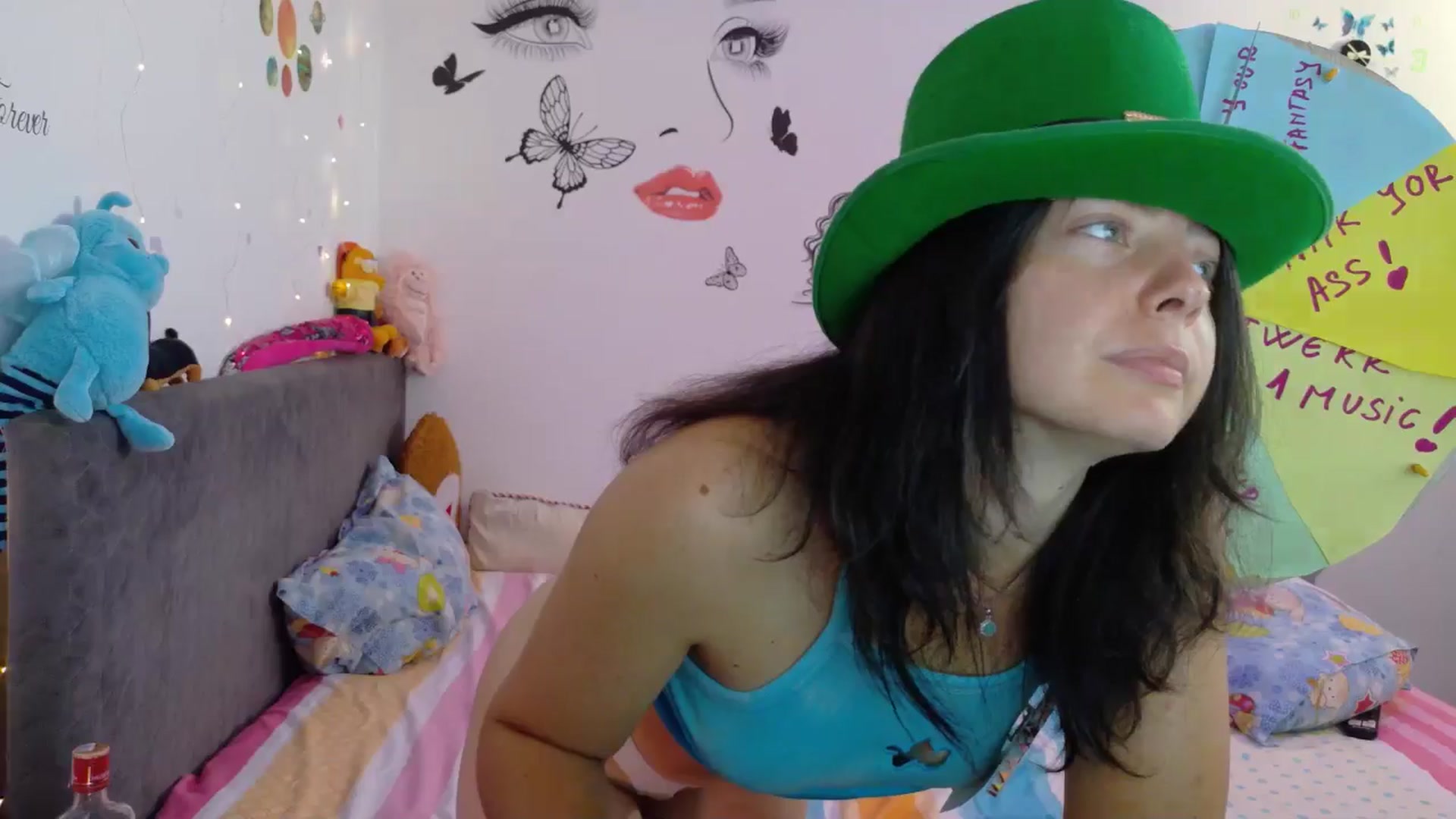 Gallery image thumbnail from YreneA's myfreecams stream on, 08/14/2025, 05:22 image 18 of 20