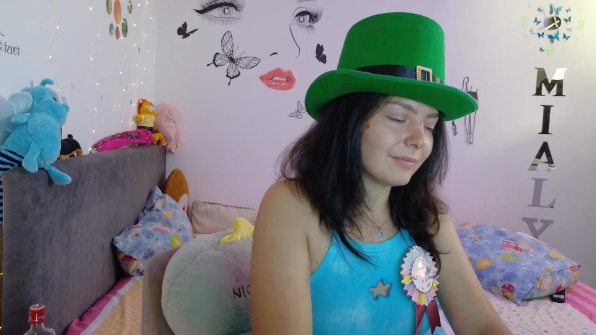 Gallery image thumbnail from YreneA's myfreecams stream on, 08/14/2025, 05:22 image 10 of 20