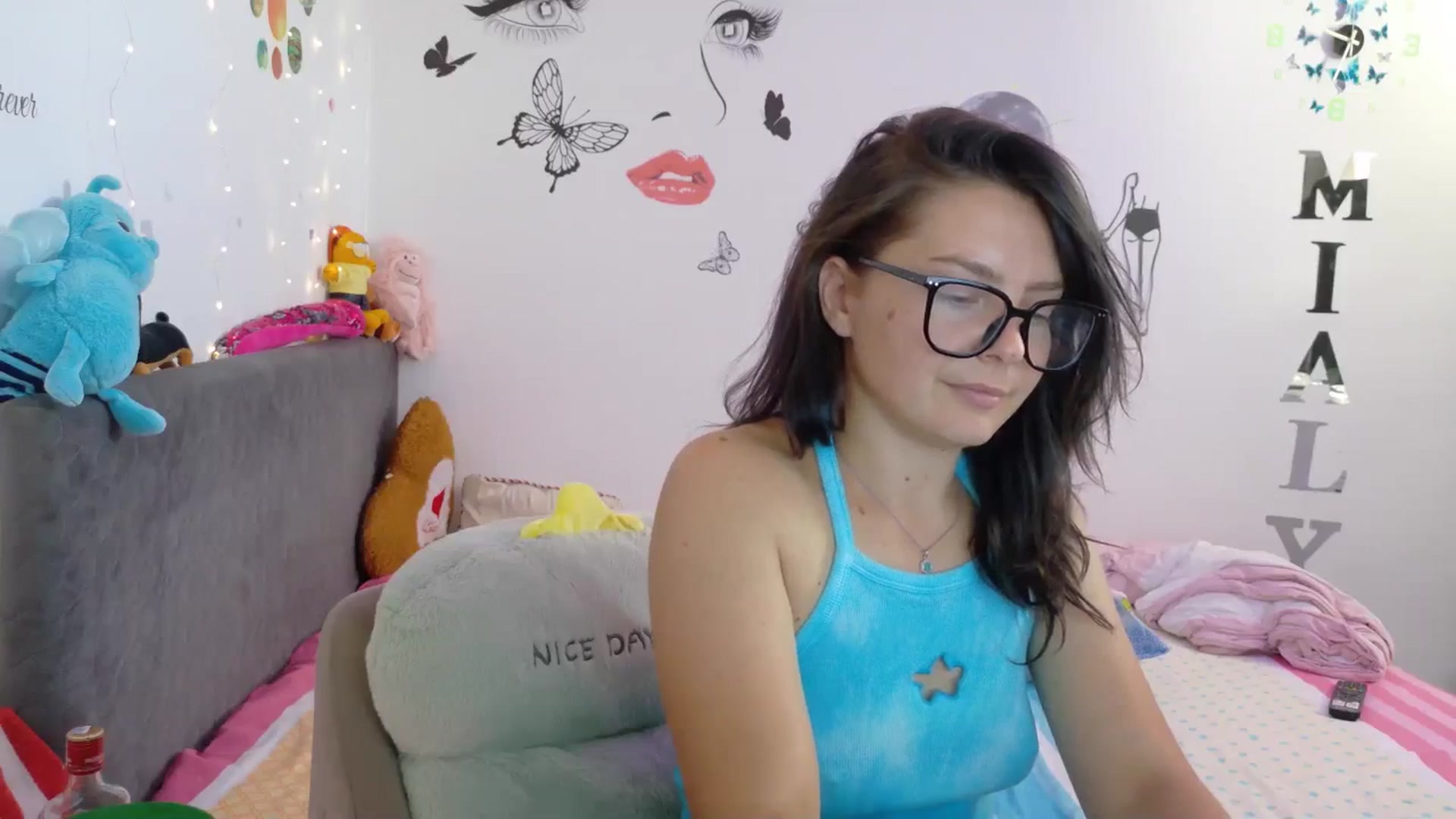 Gallery image thumbnail from YreneA's myfreecams stream on, 08/14/2025, 07:06 image 8 of 20
