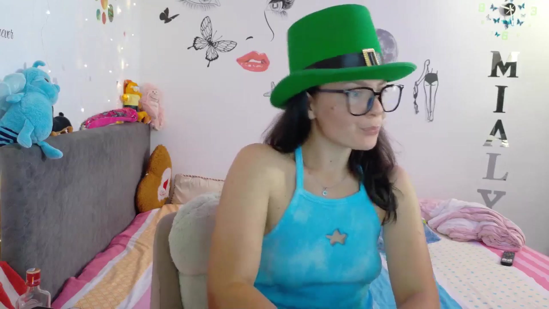 Gallery image thumbnail from YreneA's myfreecams stream on, 08/14/2025, 07:06 image 6 of 20