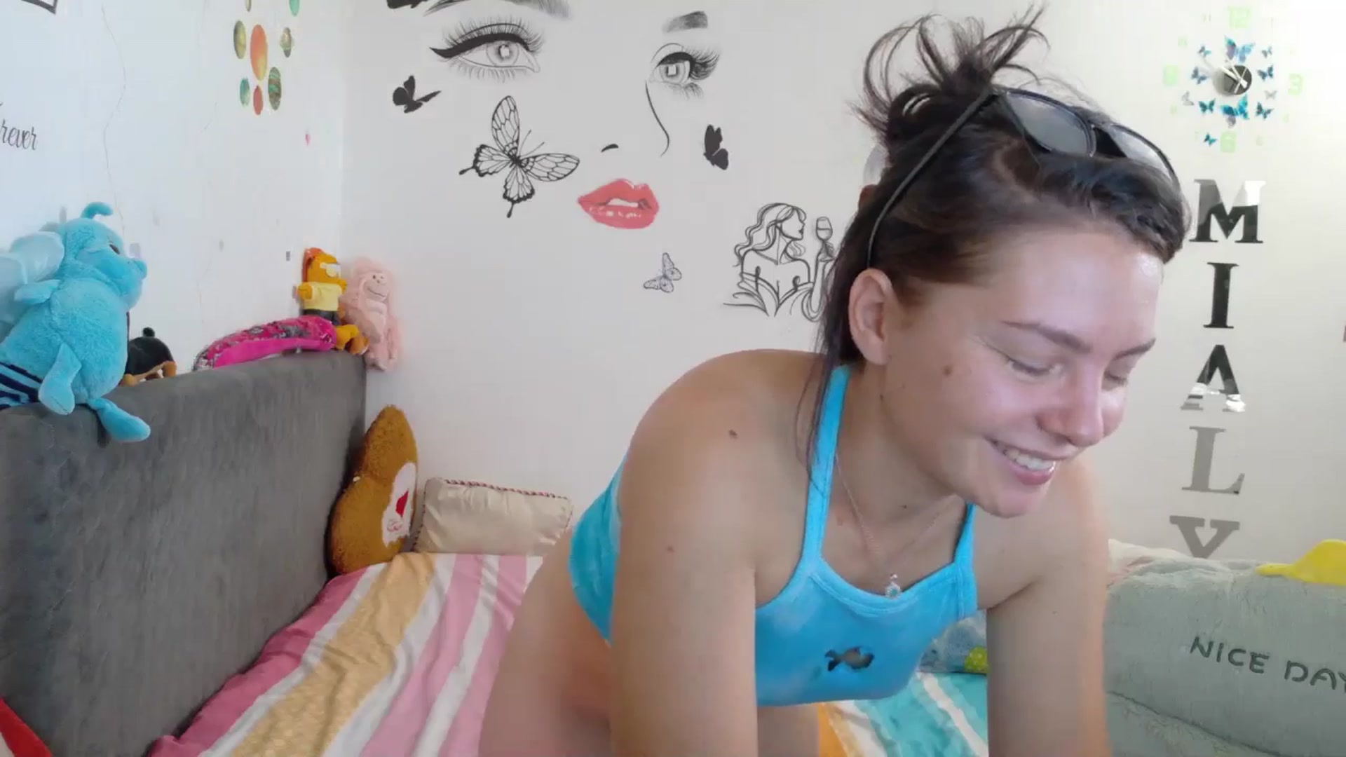 Gallery image thumbnail from YreneA's myfreecams stream on, 08/14/2025, 07:06 image 16 of 20