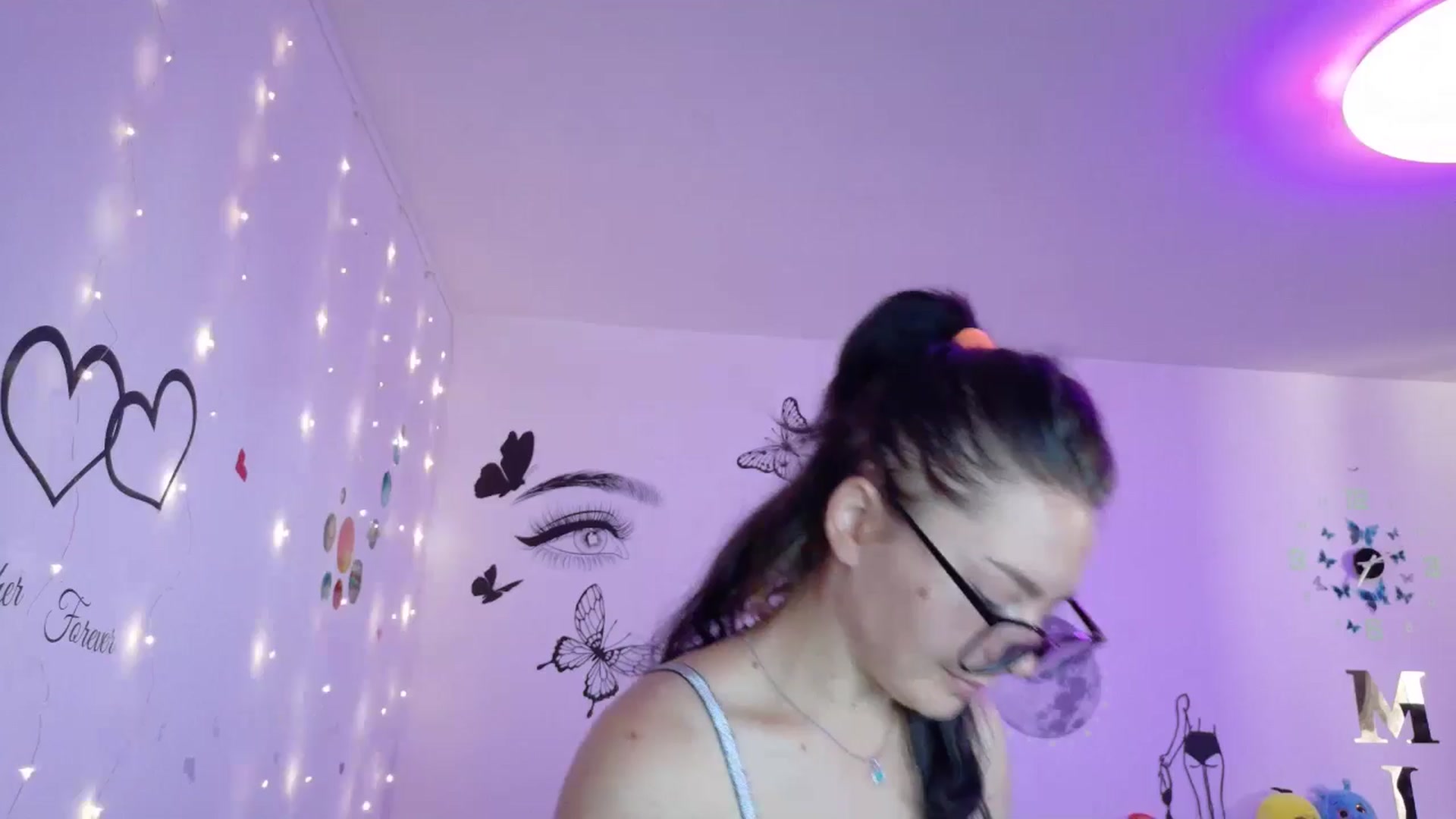 Gallery image thumbnail from YreneA's myfreecams stream on, 08/16/2025, 05:19 image 8 of 20