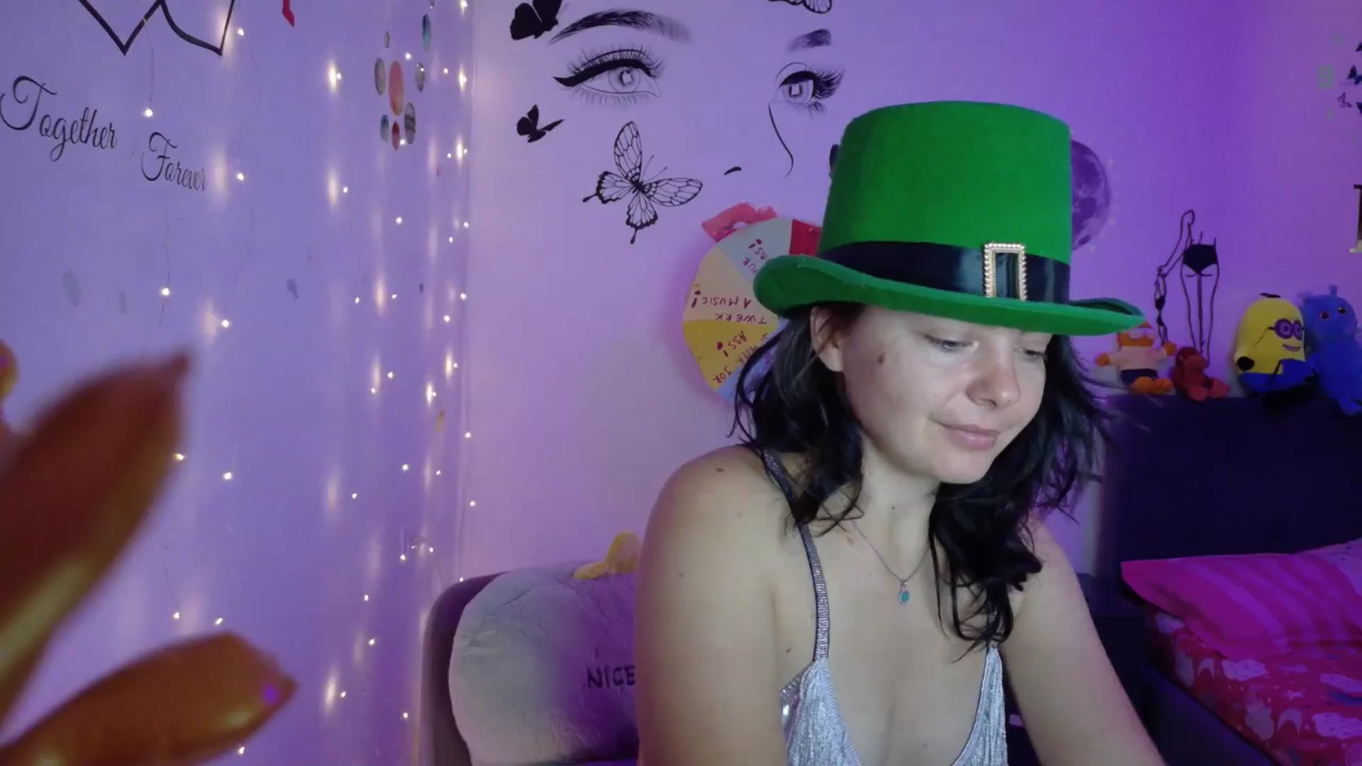 Gallery image thumbnail from YreneA's myfreecams stream on, 08/16/2025, 05:19 image 3 of 20