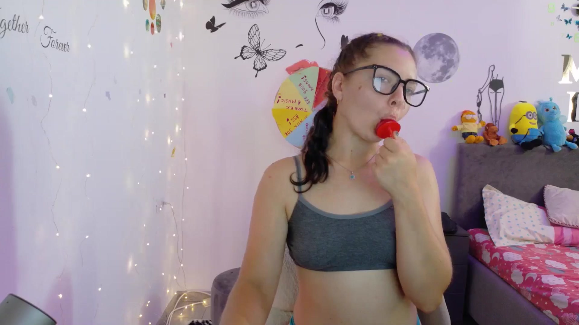 Gallery image thumbnail from YreneA's myfreecams stream on, 08/18/2025, 07:19 image 12 of 20