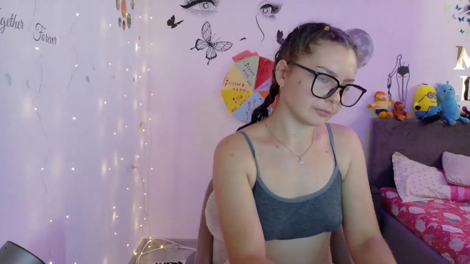 Gallery image thumbnail from YreneA's myfreecams stream on, 08/18/2025, 07:19 image 6 of 20