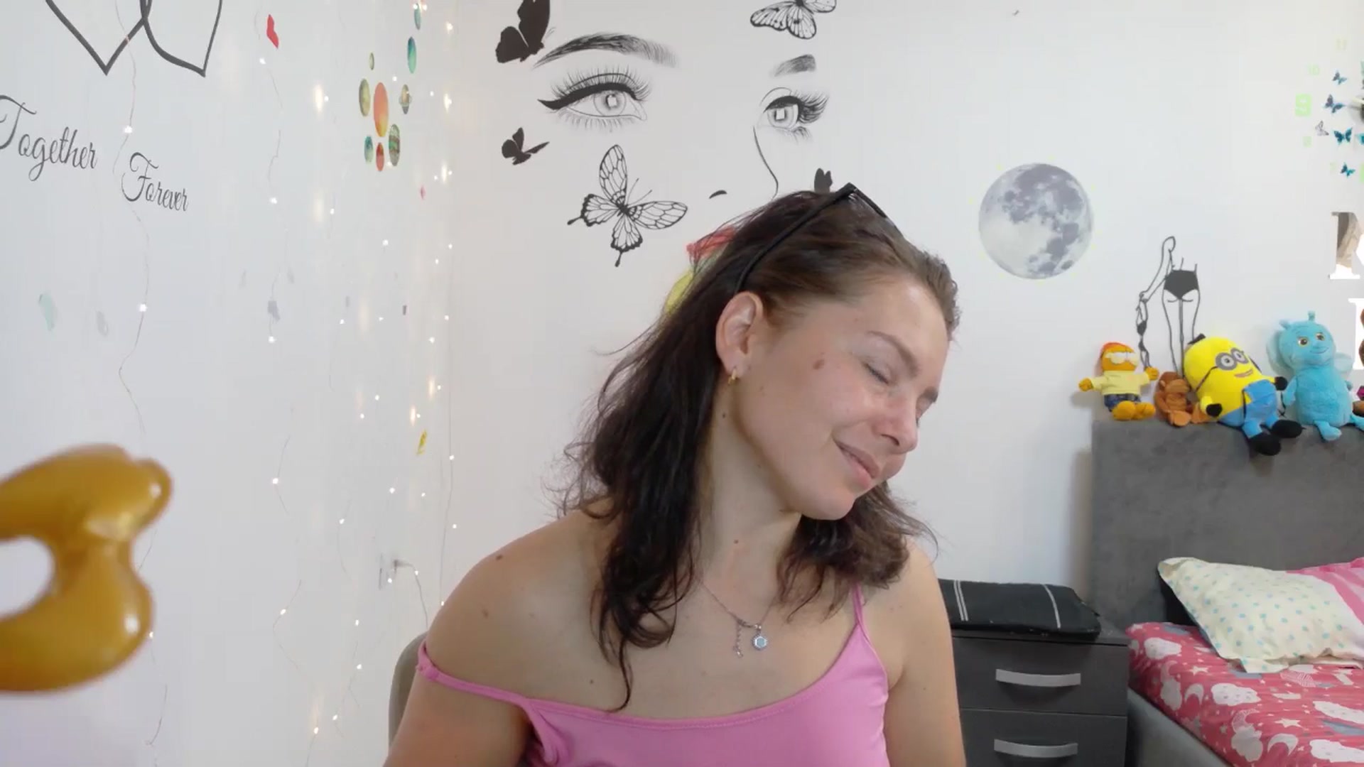 Gallery image thumbnail from YreneA's myfreecams stream on, 08/19/2025, 06:55 image 9 of 20