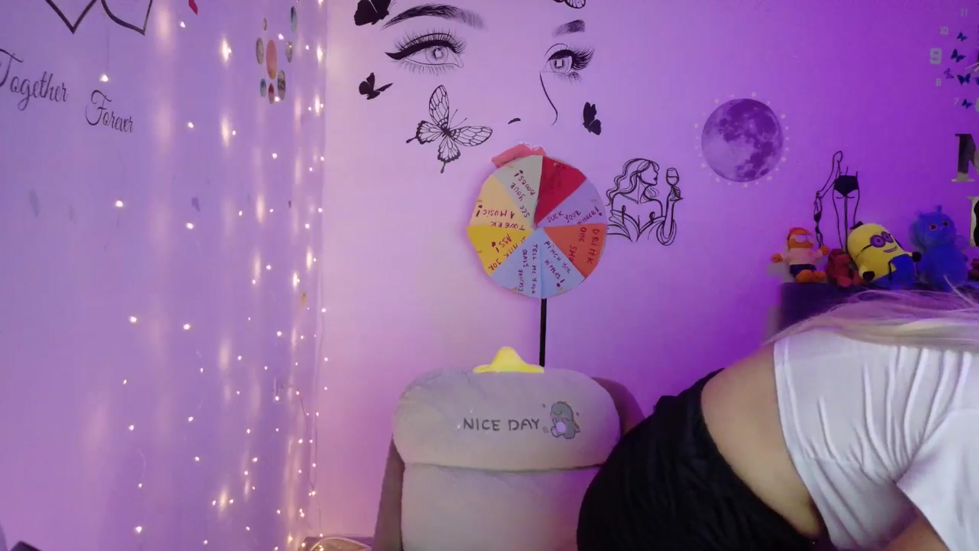 Gallery image thumbnail from YreneA's myfreecams stream on, 08/20/2025, 05:00 image 14 of 20