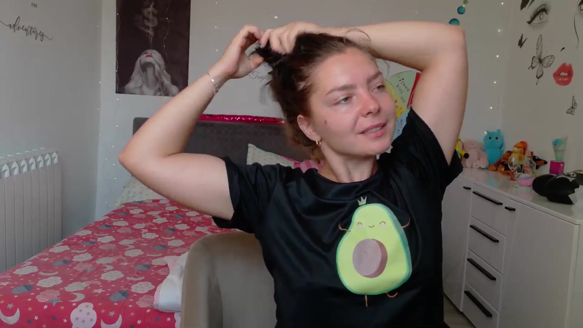 Gallery image thumbnail from YreneA's myfreecams stream on, 08/22/2025, 04:57 image 2 of 20