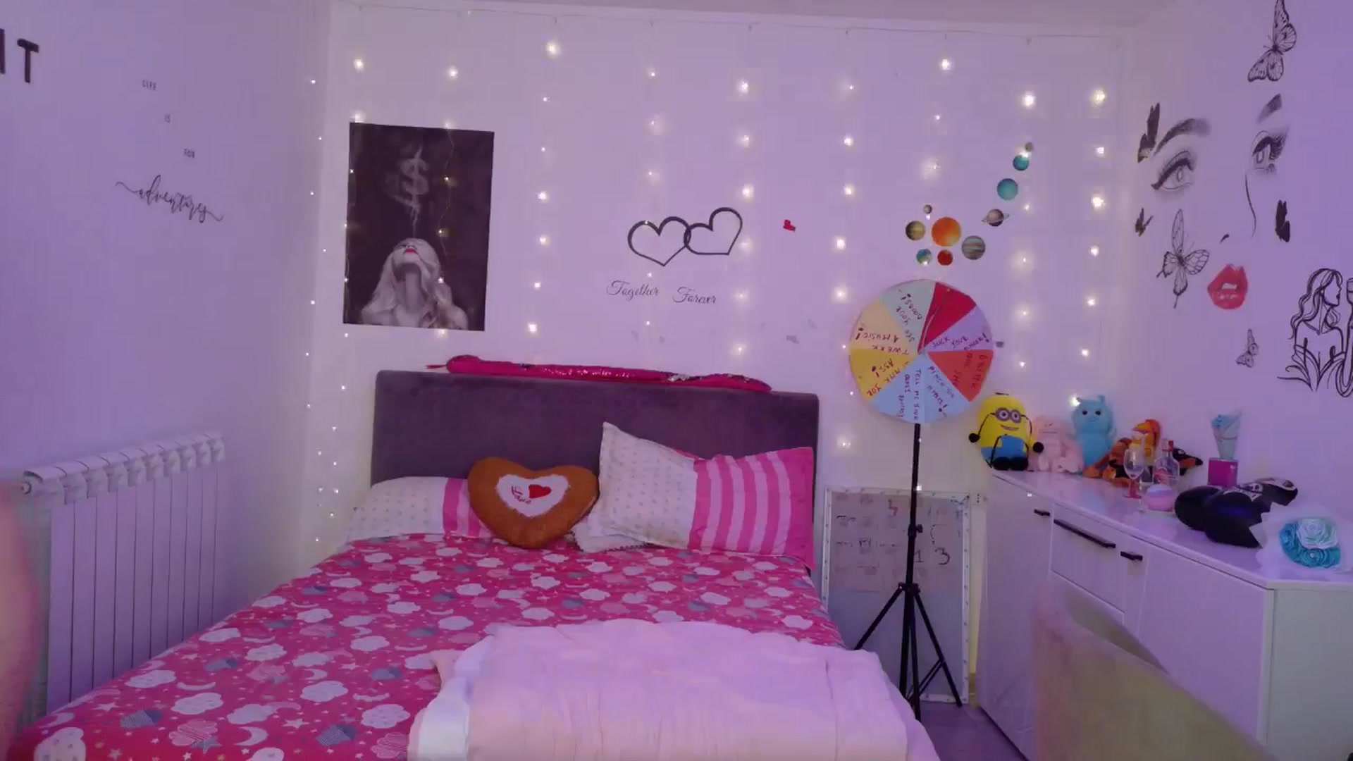Gallery image thumbnail from YreneA's myfreecams stream on, 08/22/2025, 04:57 image 17 of 20