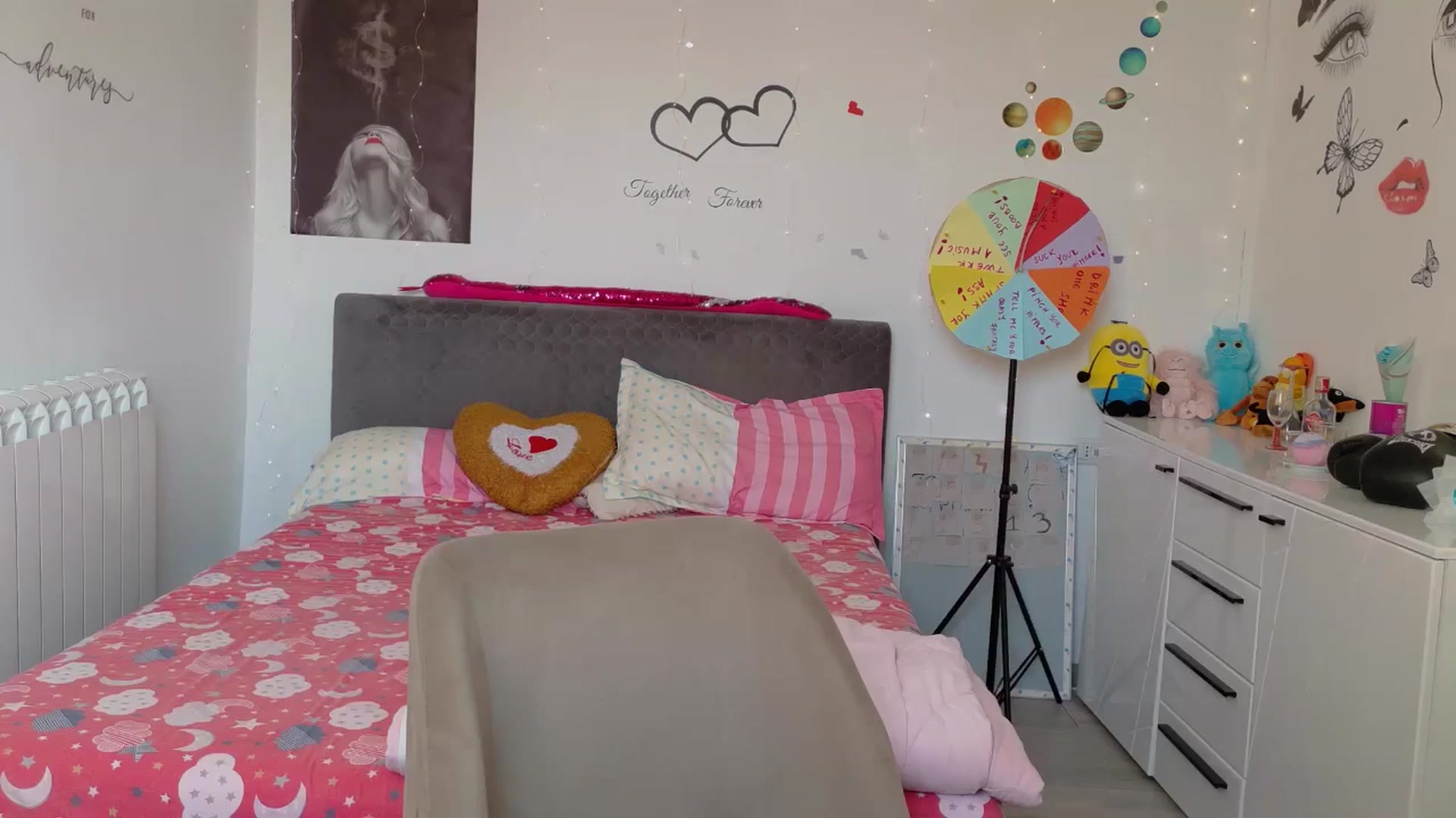 Gallery image thumbnail from YreneA's myfreecams stream on, 08/22/2025, 04:57 image 3 of 20