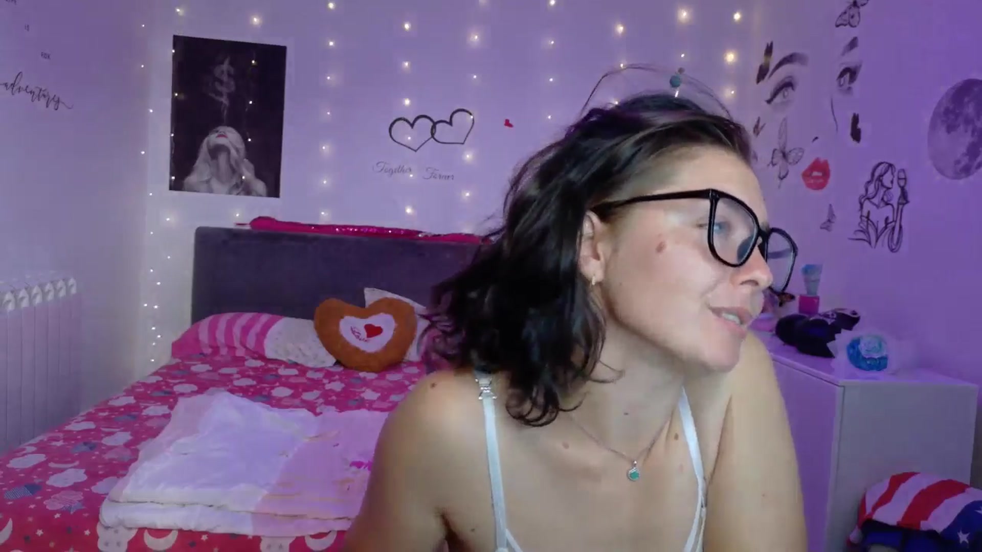 Gallery image thumbnail from YreneA's myfreecams stream on, 08/24/2025, 05:46 image 2 of 20
