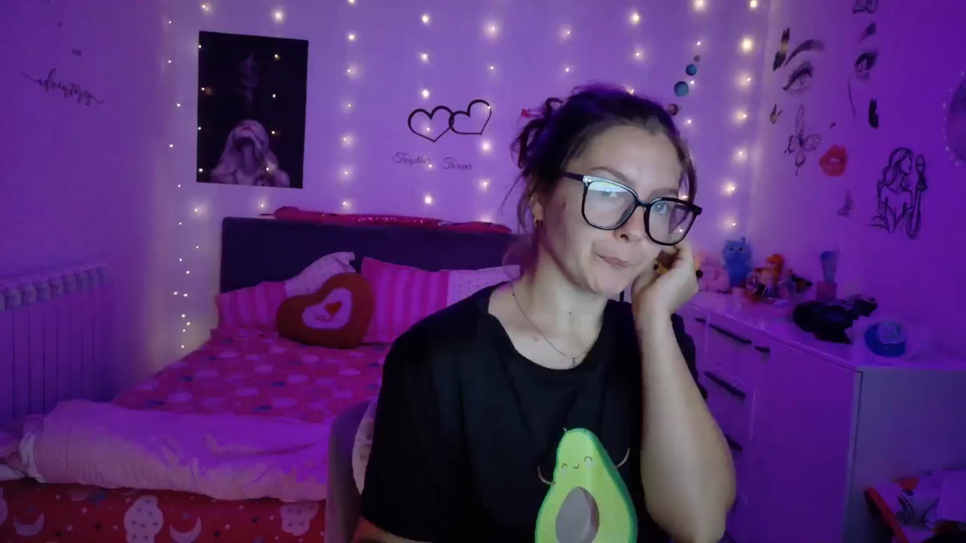 Gallery image thumbnail from YreneA's myfreecams stream on, 08/25/2025, 03:52 image 7 of 20