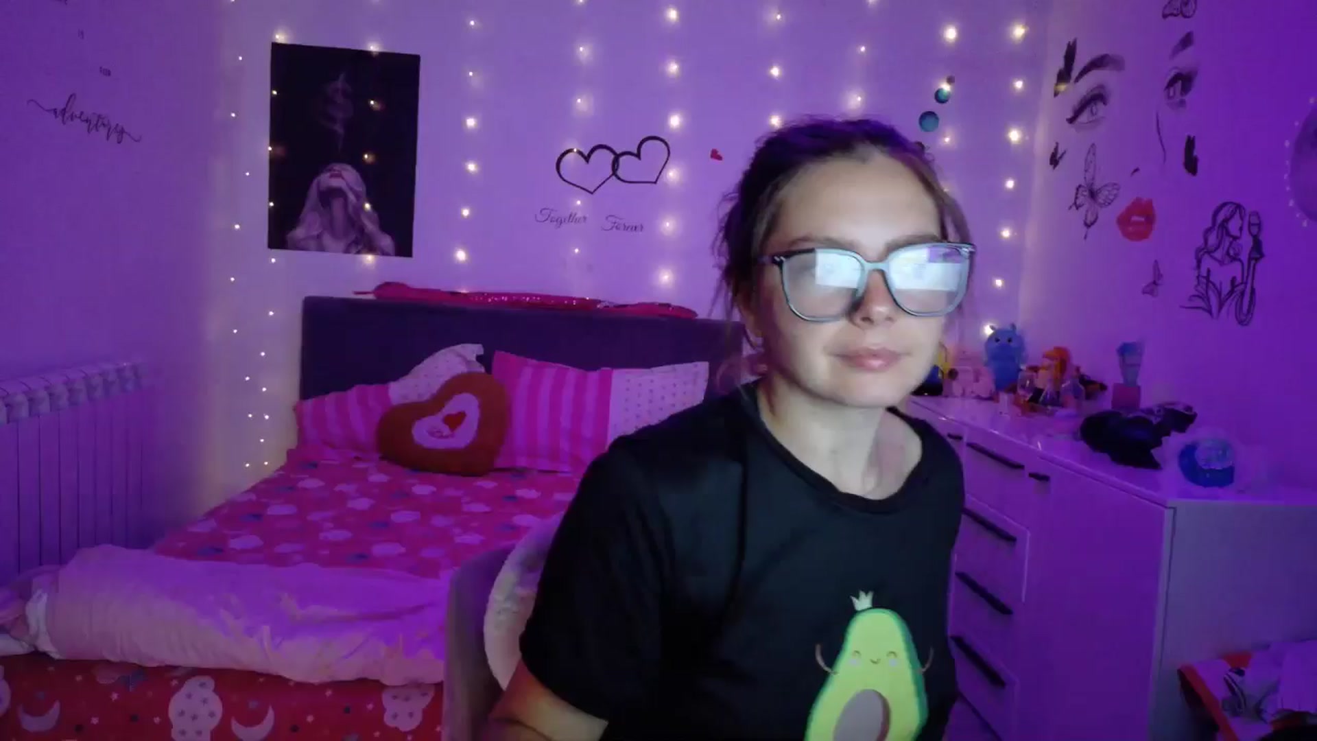 Gallery image thumbnail from YreneA's myfreecams stream on, 08/25/2025, 03:52 image 9 of 20