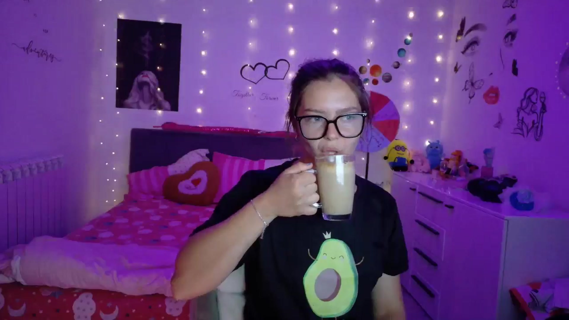 Gallery image thumbnail from YreneA's myfreecams stream on, 08/25/2025, 03:52 image 18 of 20