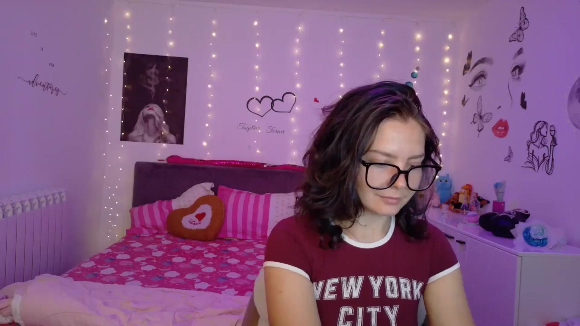 Gallery image thumbnail from YreneA's myfreecams stream on, 08/25/2025, 05:10 image 14 of 20