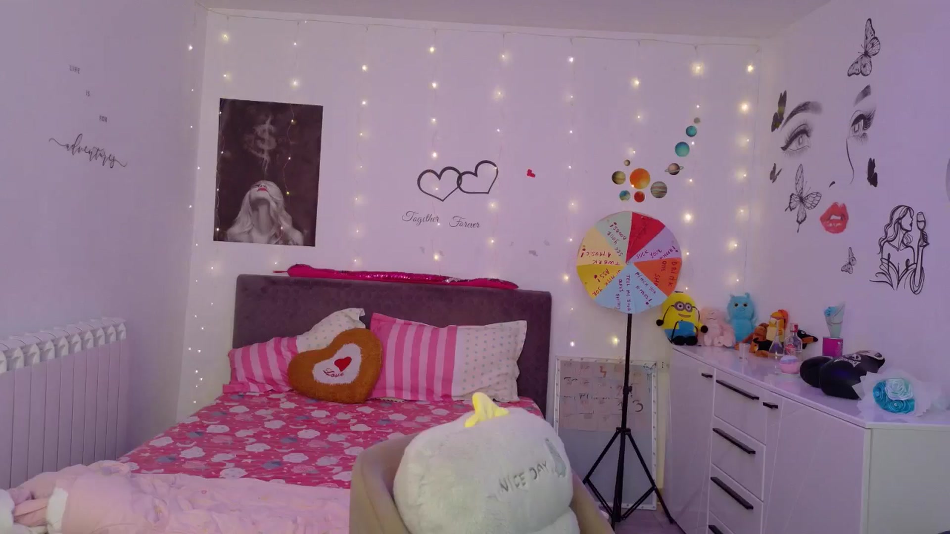 Gallery image thumbnail from YreneA's myfreecams stream on, 08/25/2025, 07:18 image 5 of 20