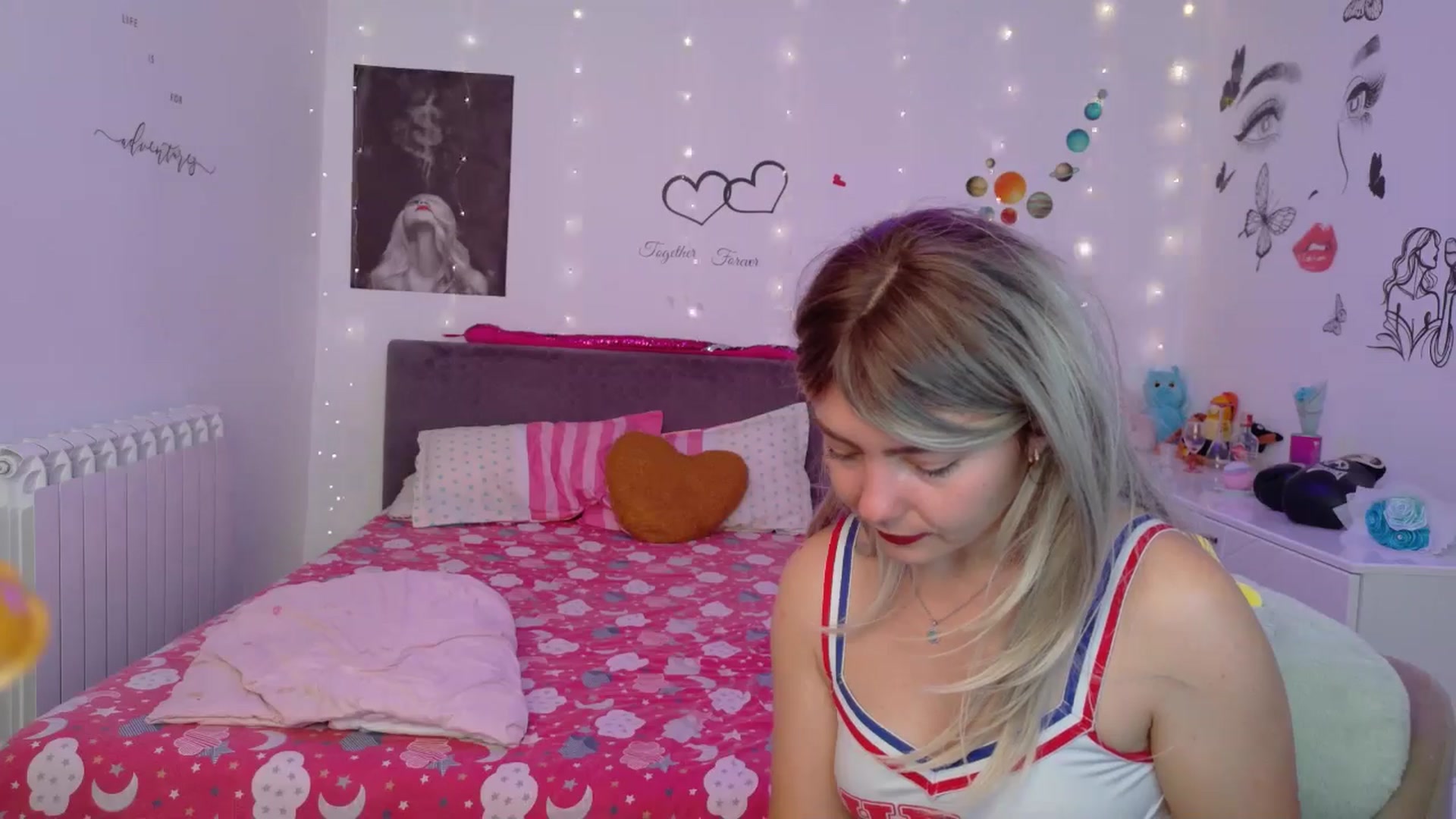 Gallery image thumbnail from YreneA's myfreecams stream on, 08/27/2025, 06:34 image 7 of 20