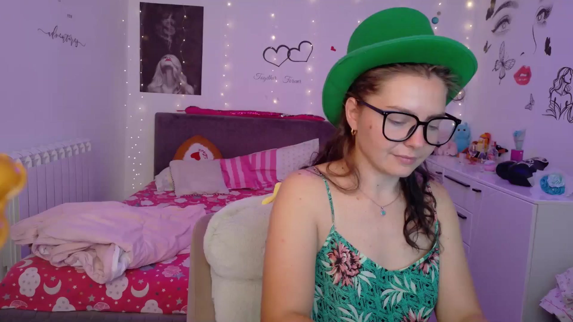 Gallery image thumbnail from YreneA's myfreecams stream on, 08/28/2025, 05:29 image 13 of 20