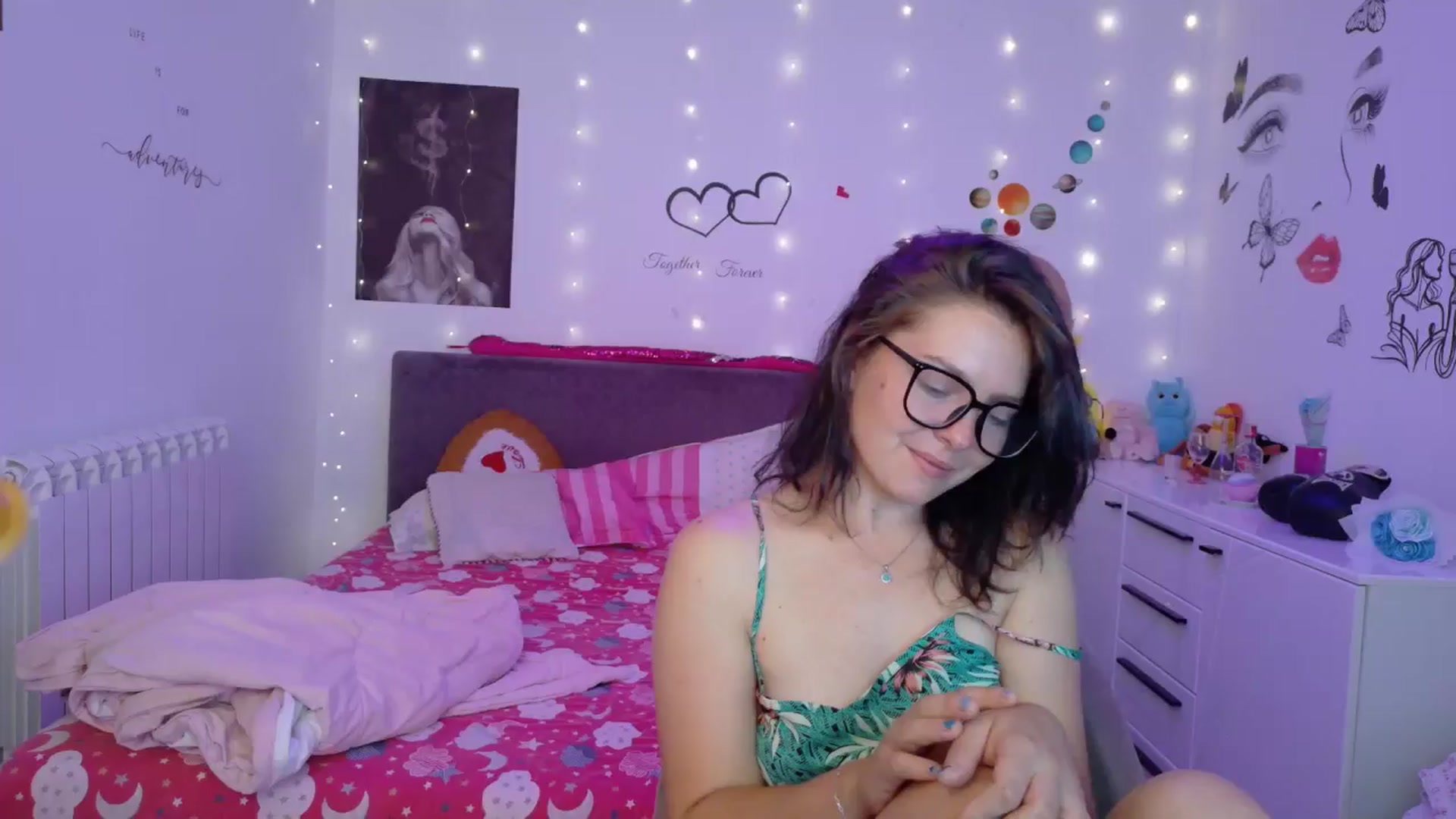 Gallery image thumbnail from YreneA's myfreecams stream on, 08/28/2025, 05:29 image 8 of 20