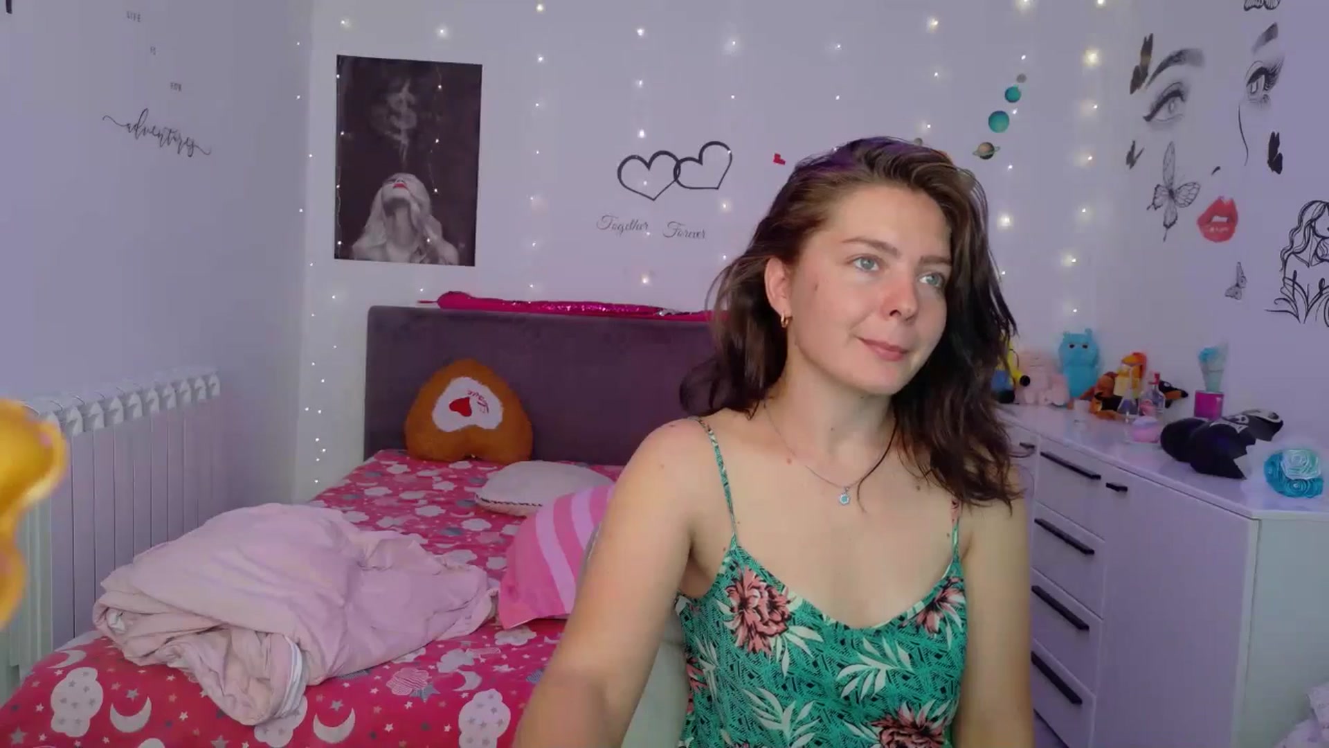 Gallery image thumbnail from YreneA's myfreecams stream on, 08/28/2025, 07:22 image 9 of 20