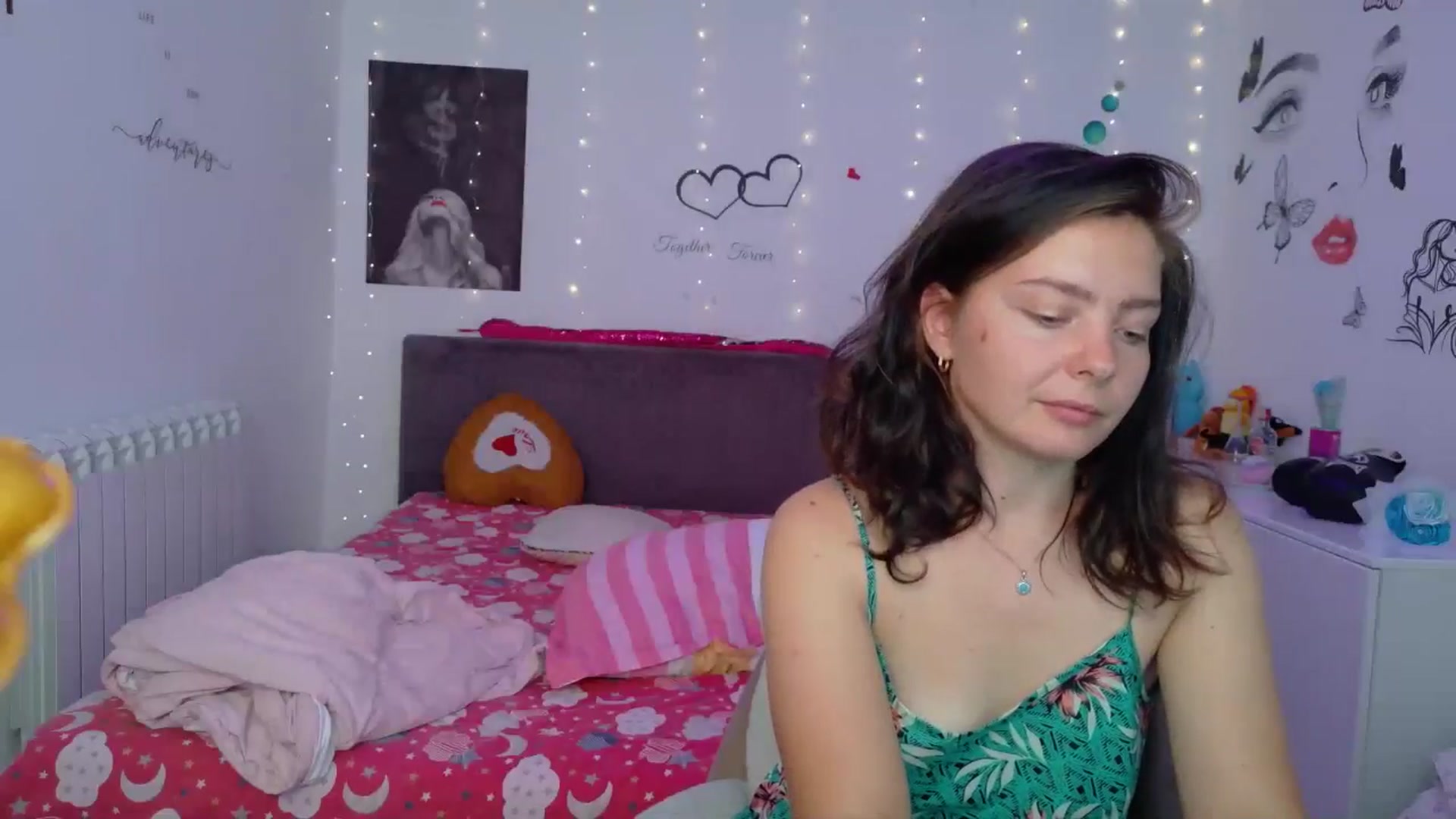 Gallery image thumbnail from YreneA's myfreecams stream on, 08/28/2025, 07:22 image 13 of 20