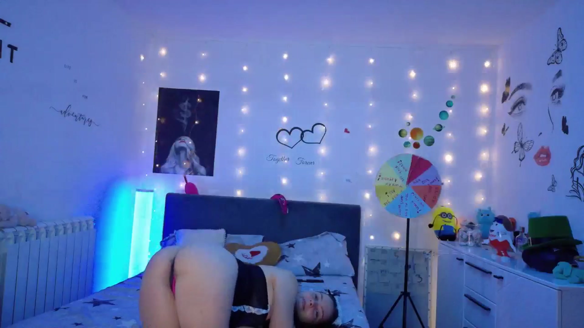 Gallery image thumbnail from YreneA's myfreecams stream on, 09/12/2025, 06:09 image 17 of 20