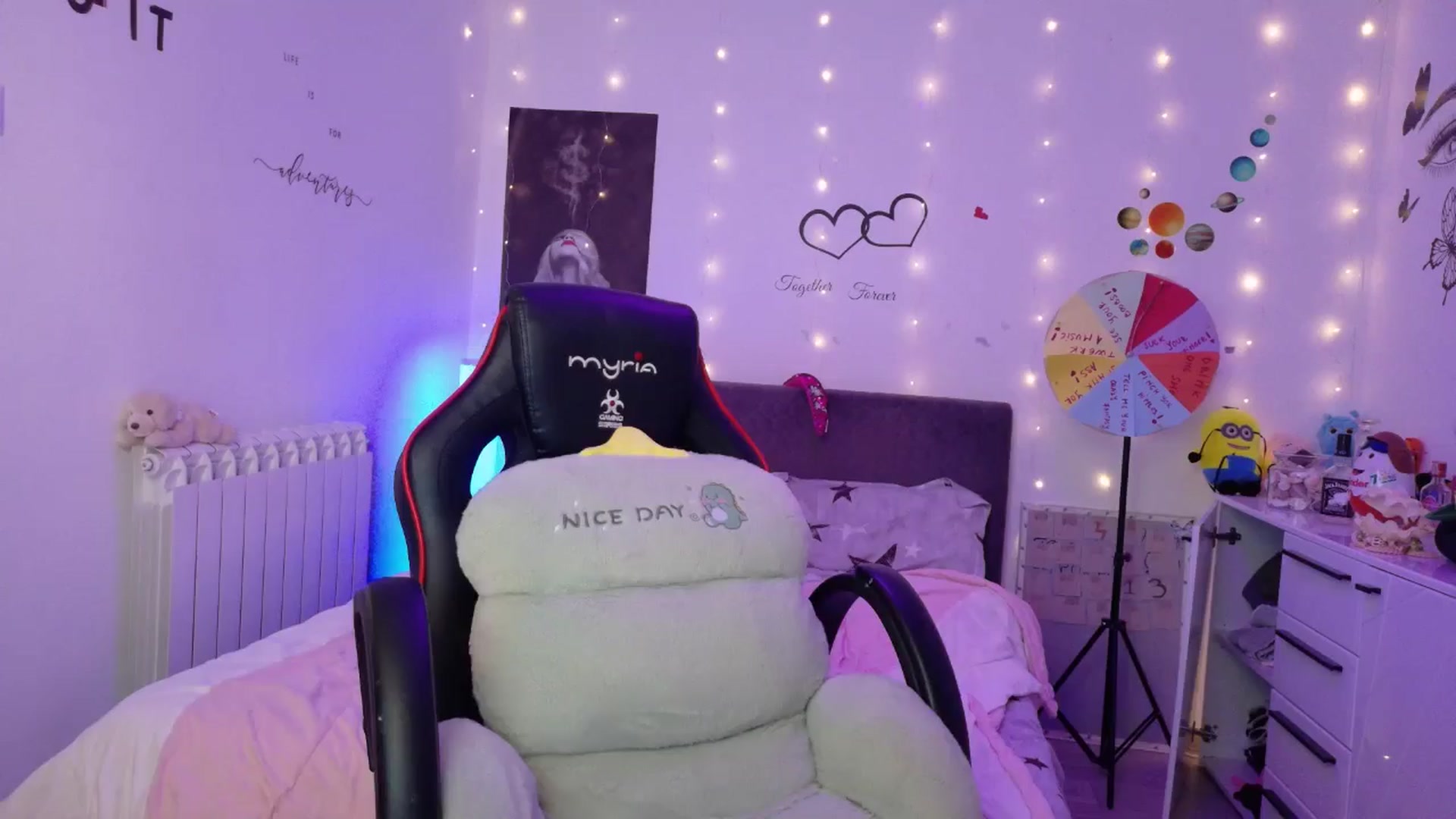 Gallery image thumbnail from YreneA's myfreecams stream on, 09/15/2025, 05:04 image 18 of 20