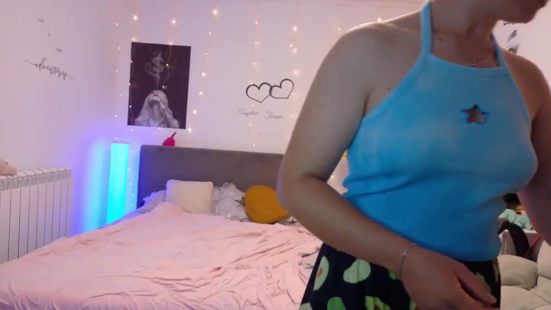 Gallery image thumbnail from YreneA's myfreecams stream on, 09/18/2025, 07:00 image 20 of 20