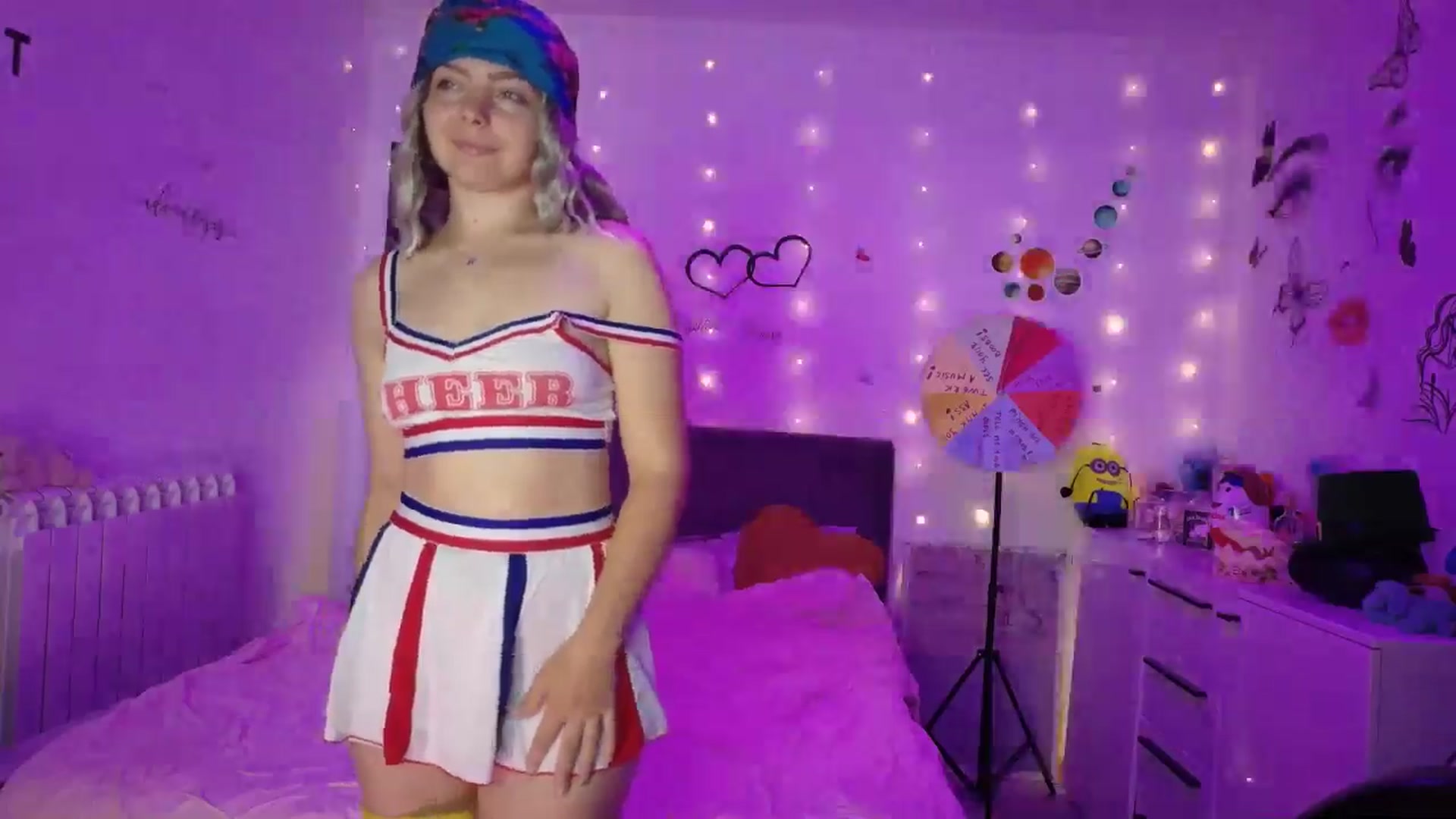 Gallery image thumbnail from YreneA's myfreecams stream on, 09/19/2025, 04:36 image 4 of 20