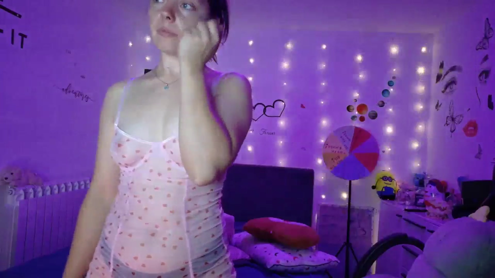 Gallery image thumbnail from YreneA's myfreecams stream on, 09/22/2025, 03:51 image 17 of 20