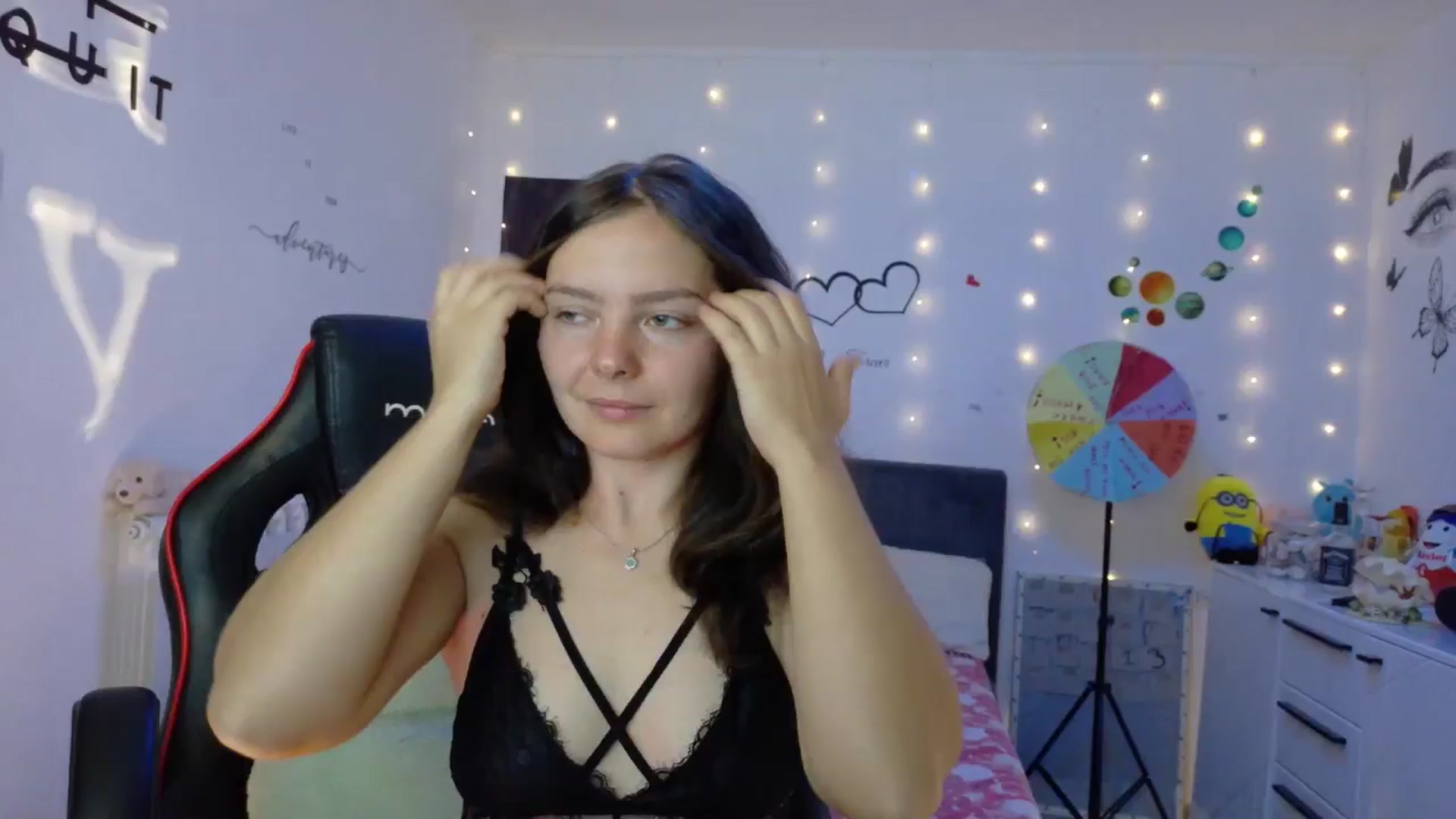 Gallery image thumbnail from YreneA's myfreecams stream on, 09/25/2025, 06:32 image 18 of 20