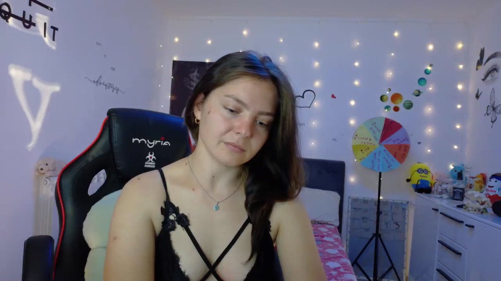 Gallery image thumbnail from YreneA's myfreecams stream on, 09/25/2025, 06:32 image 17 of 20