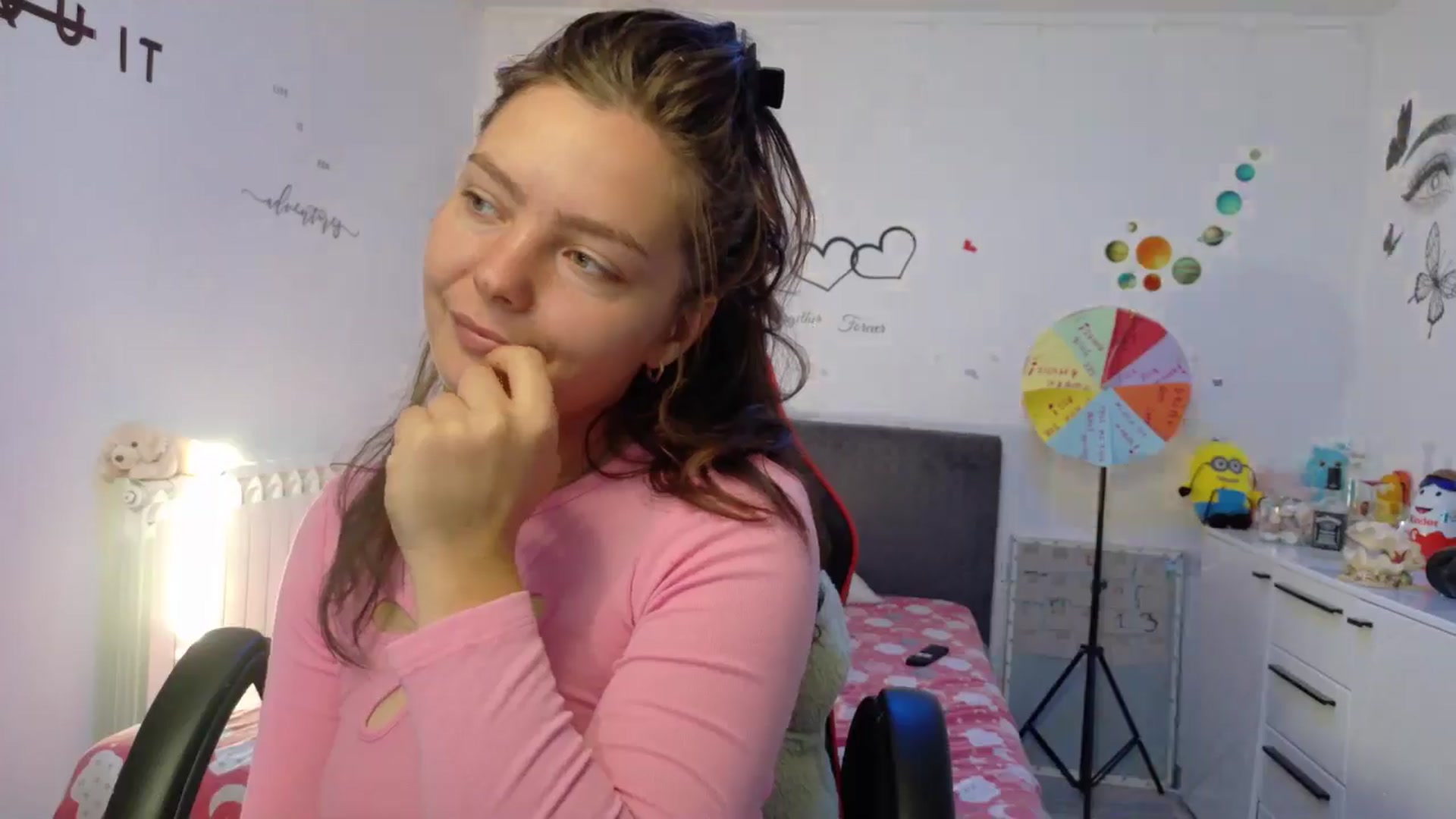 Gallery image thumbnail from YreneA's myfreecams stream on, 09/27/2025, 06:36 image 16 of 20