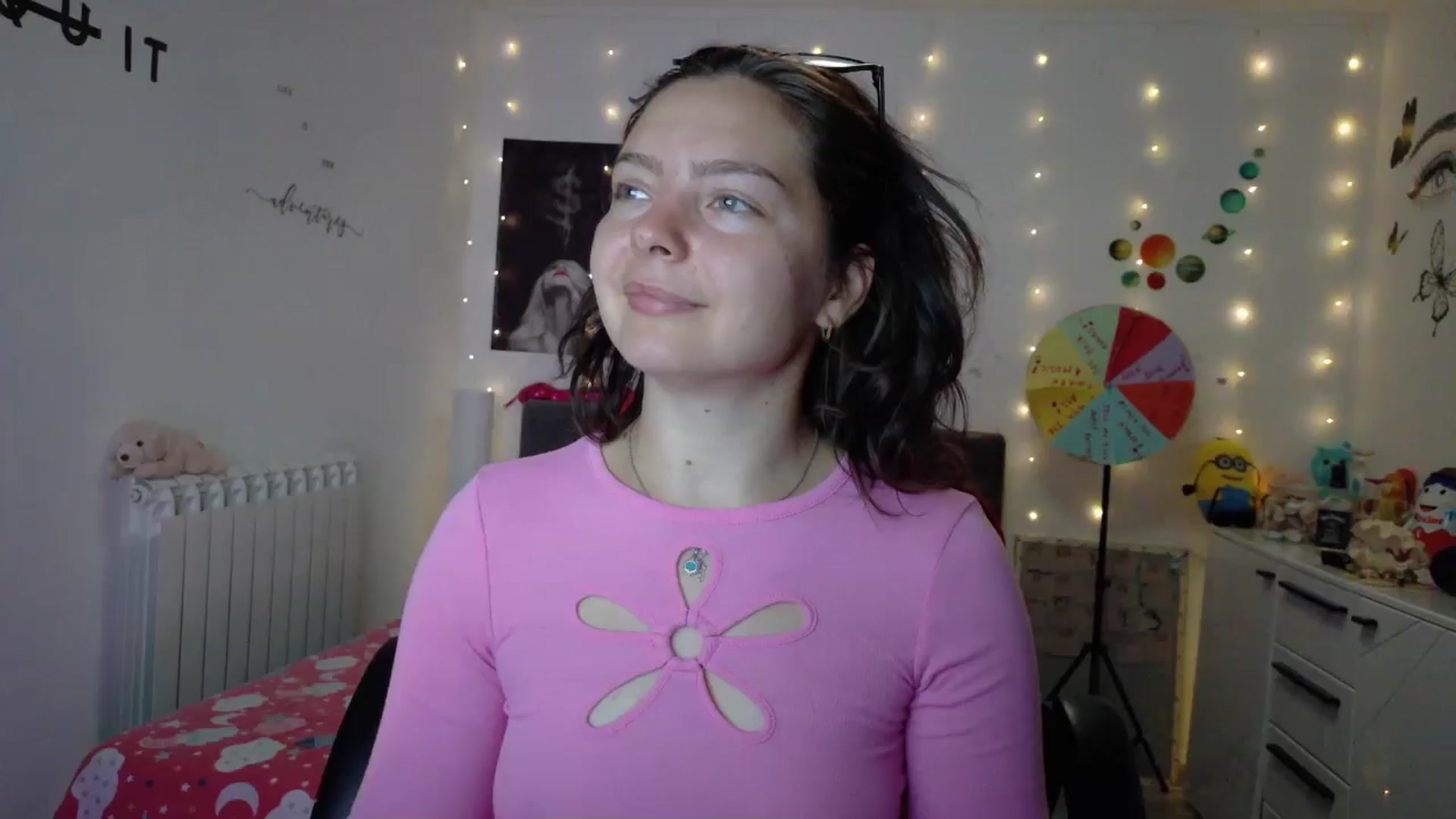 Gallery image thumbnail from YreneA's myfreecams stream on, 09/27/2025, 06:36 image 3 of 20