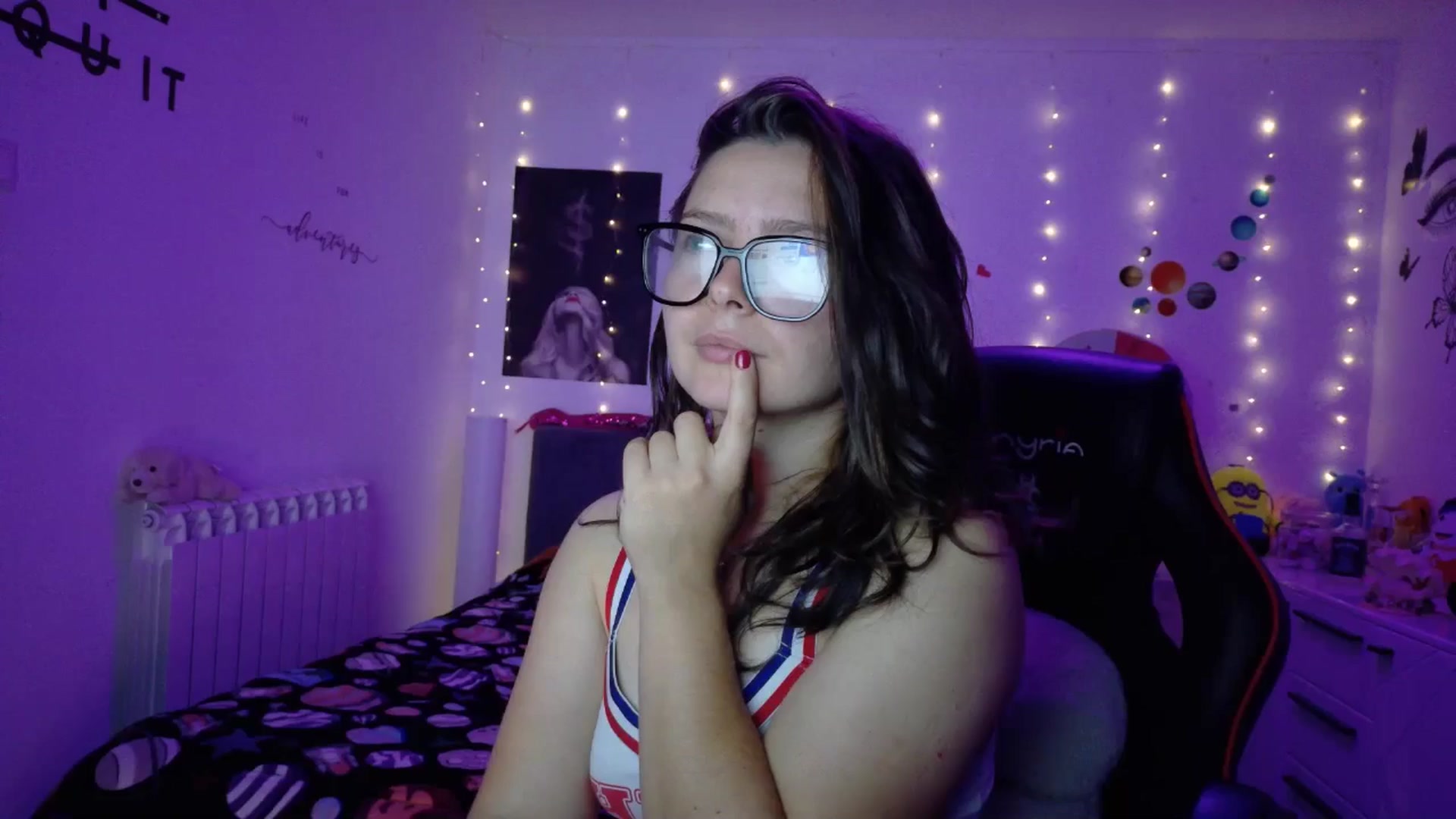 Gallery image thumbnail from YreneA's myfreecams stream on, 10/01/2025, 06:30 image 9 of 20