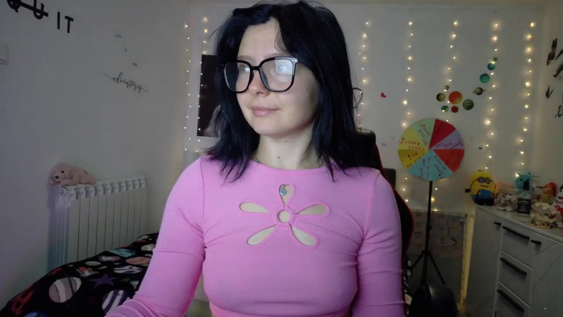 Gallery image thumbnail from YreneA's myfreecams stream on, 10/02/2025, 05:59 image 17 of 20