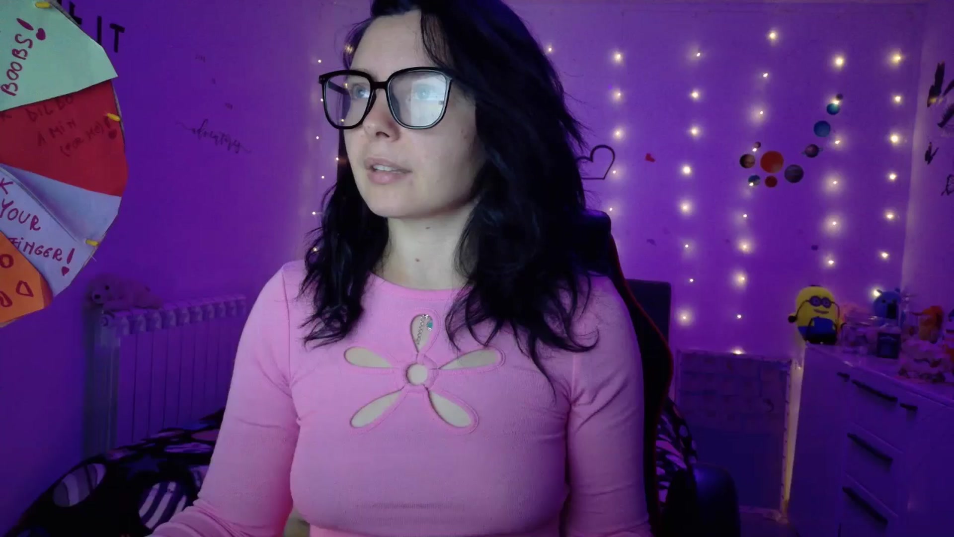 Gallery image thumbnail from YreneA's myfreecams stream on, 10/02/2025, 12:06 image 7 of 20