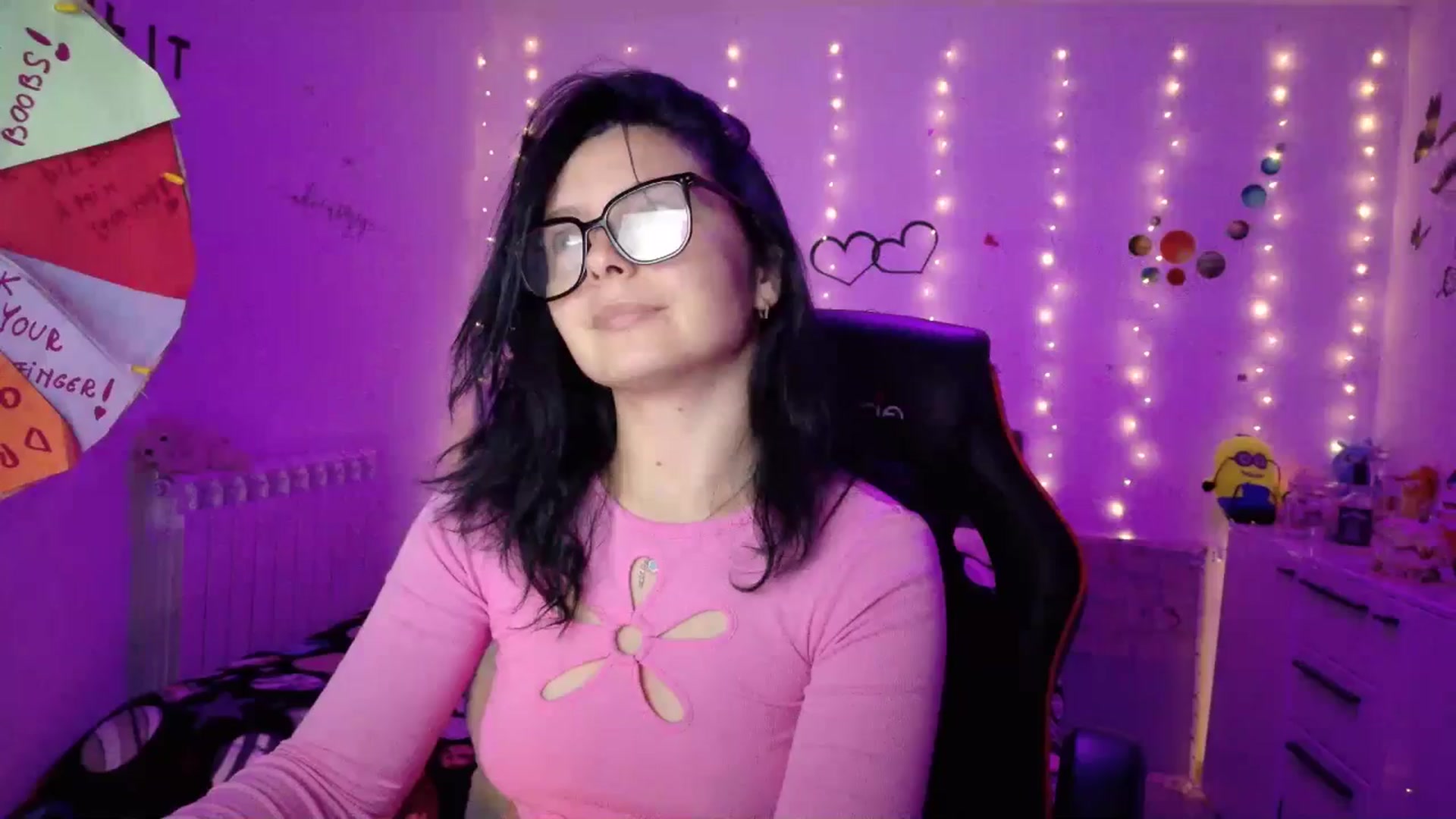 Gallery image thumbnail from YreneA's myfreecams stream on, 10/02/2025, 12:06 image 3 of 20