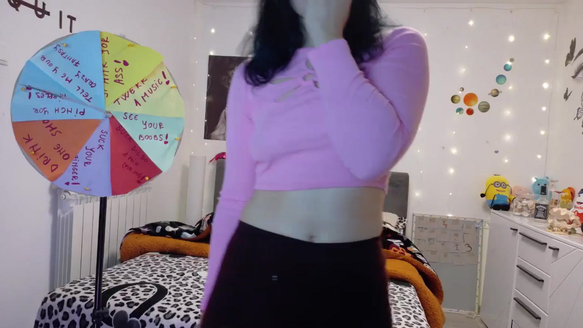 Gallery image thumbnail from YreneA's myfreecams stream on, 10/02/2025, 14:25 image 18 of 20