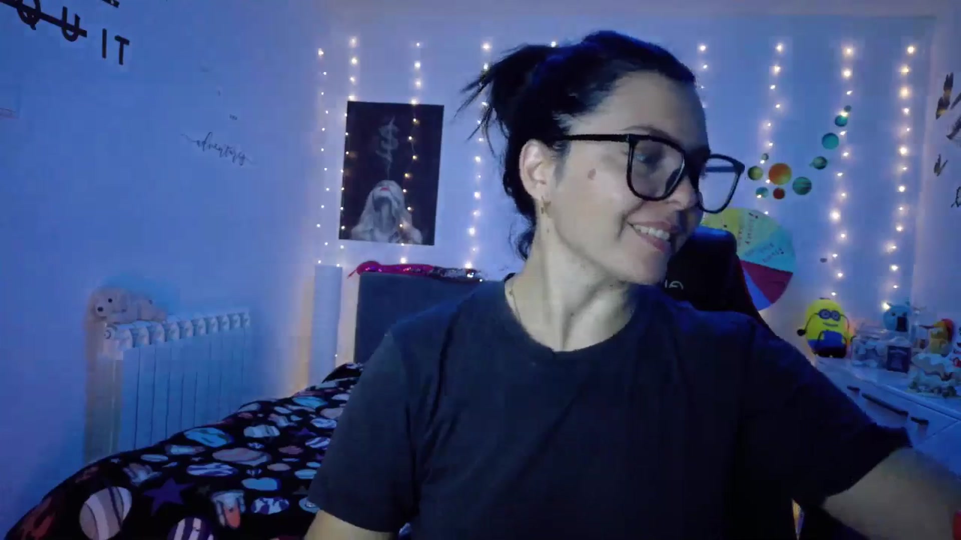 Gallery image thumbnail from YreneA's myfreecams stream on, 10/02/2025, 15:54 image 2 of 20