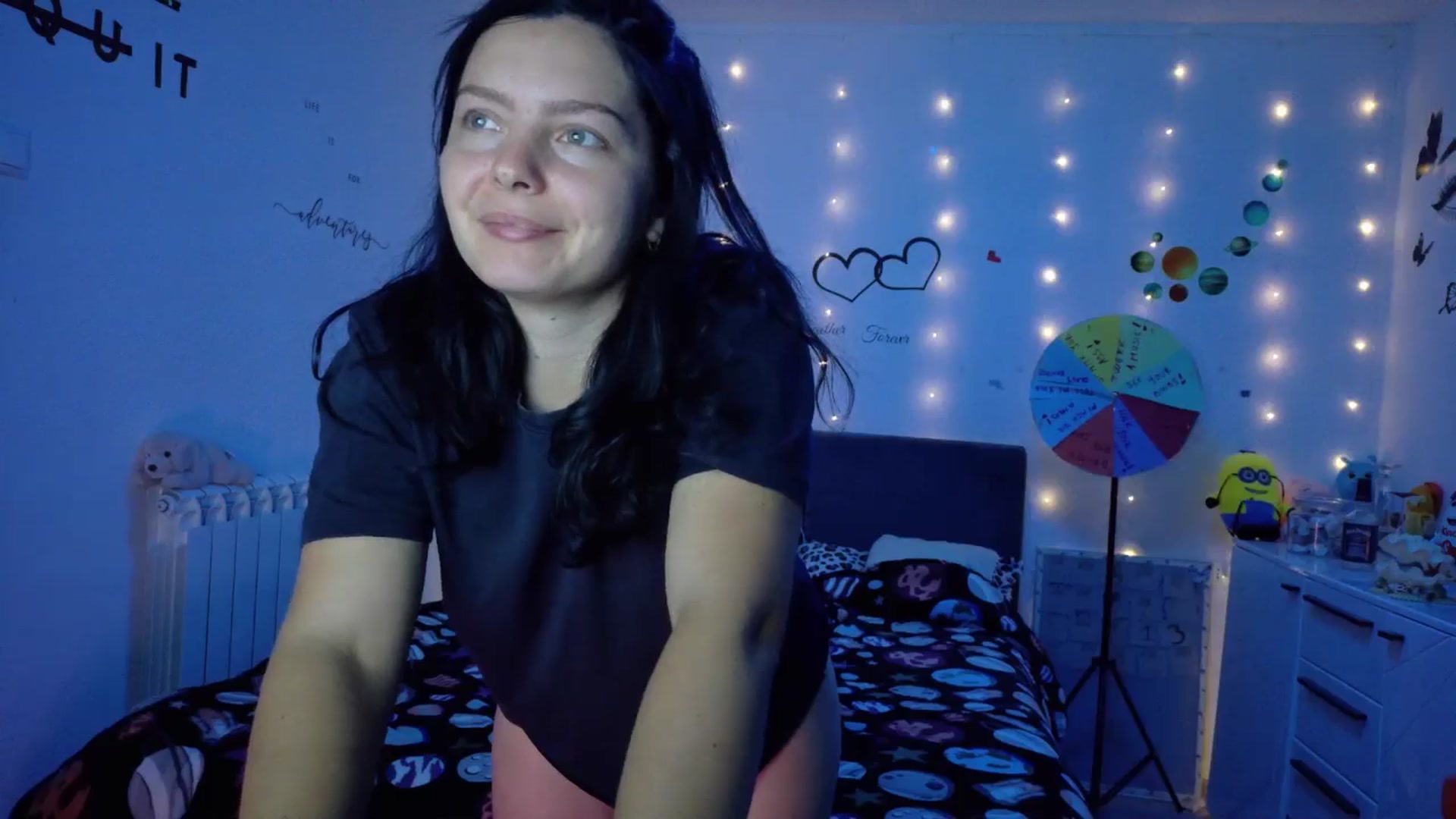 Gallery image thumbnail from YreneA's myfreecams stream on, 10/02/2025, 18:27 image 3 of 20